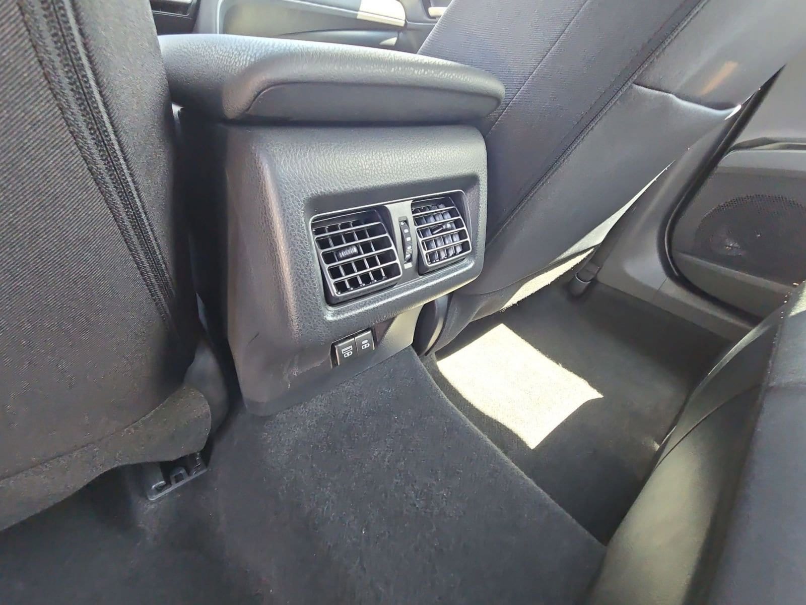 Thumbnail: 2025 Toyota Camry - 30