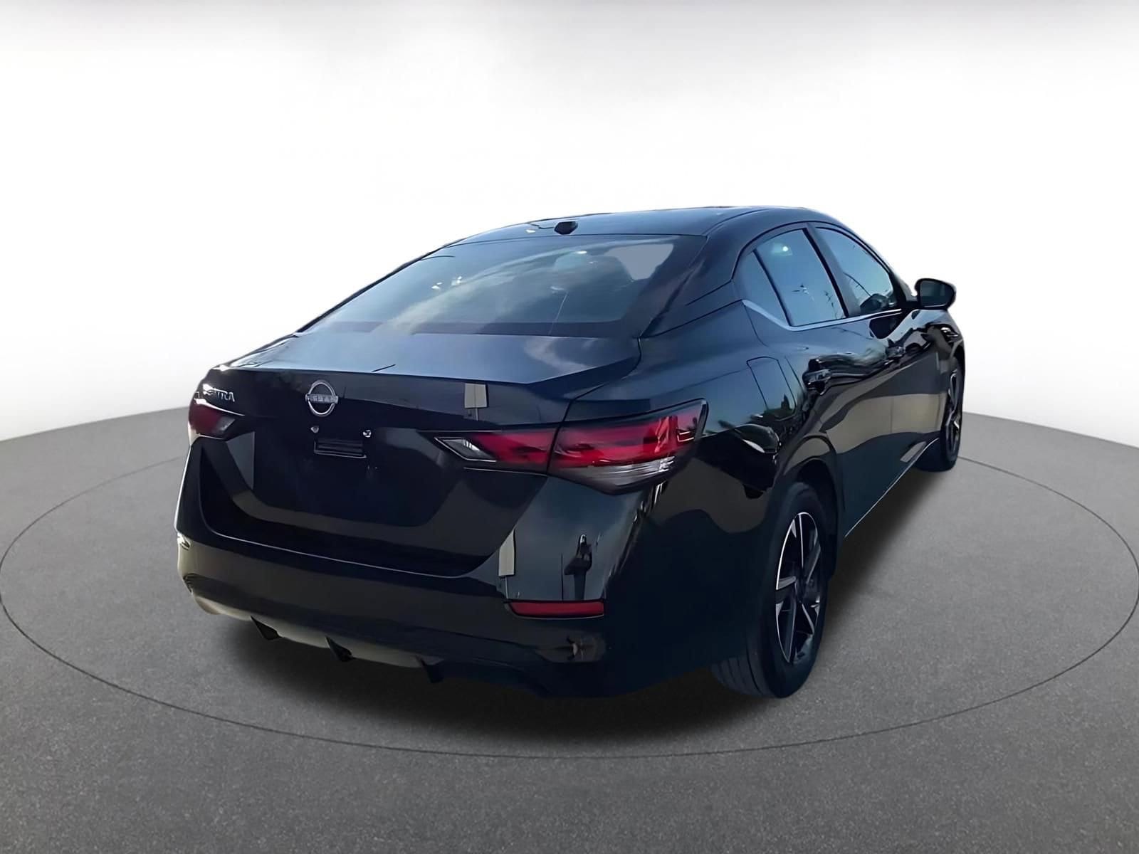 Thumbnail: 2025 Nissan Sentra - 14