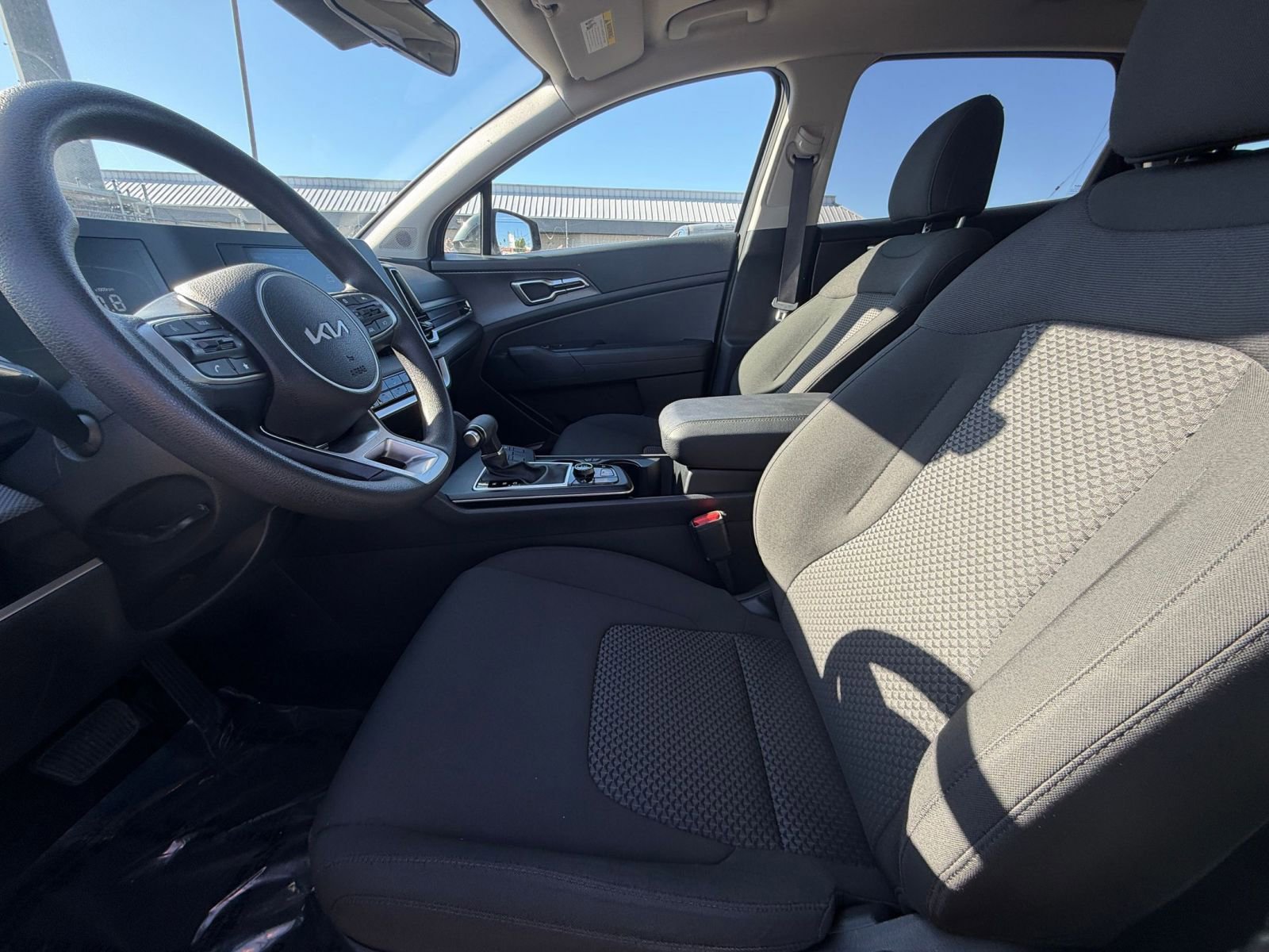 Thumbnail: 2025 Kia Sportage - 25