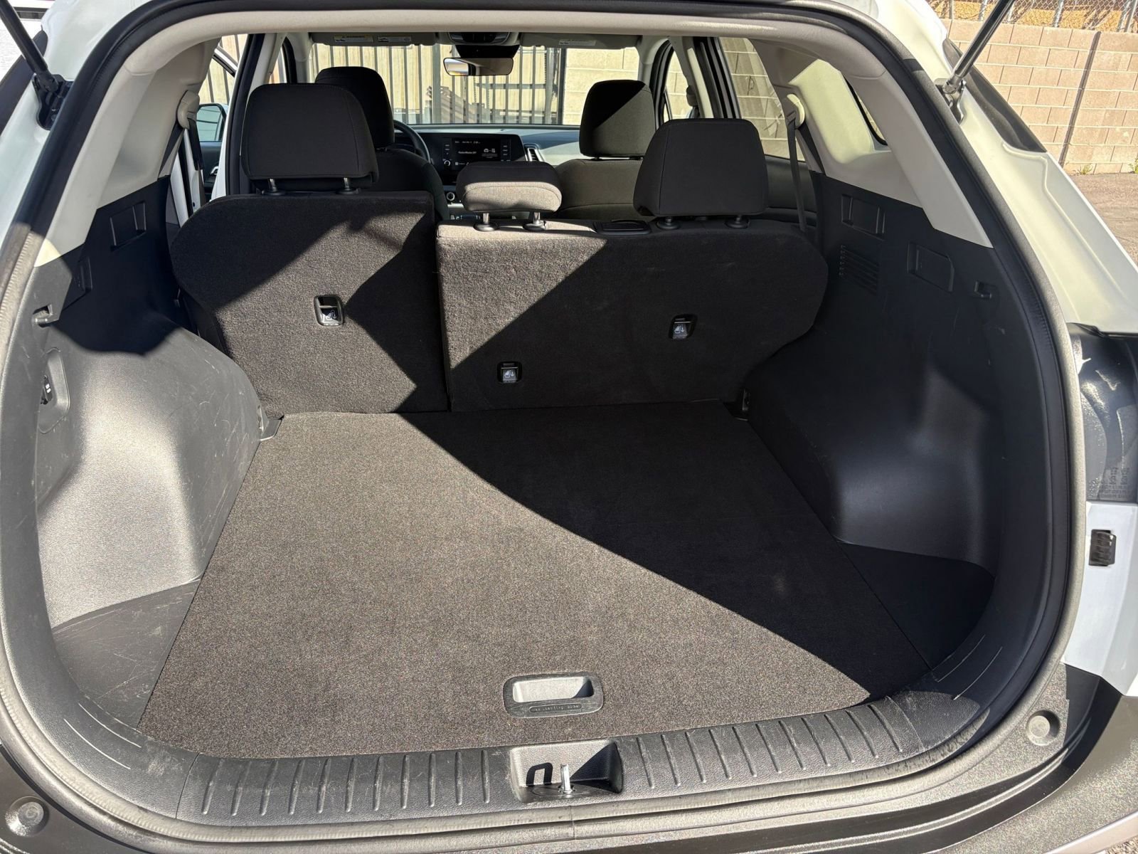 Thumbnail: 2025 Kia Sportage - 30