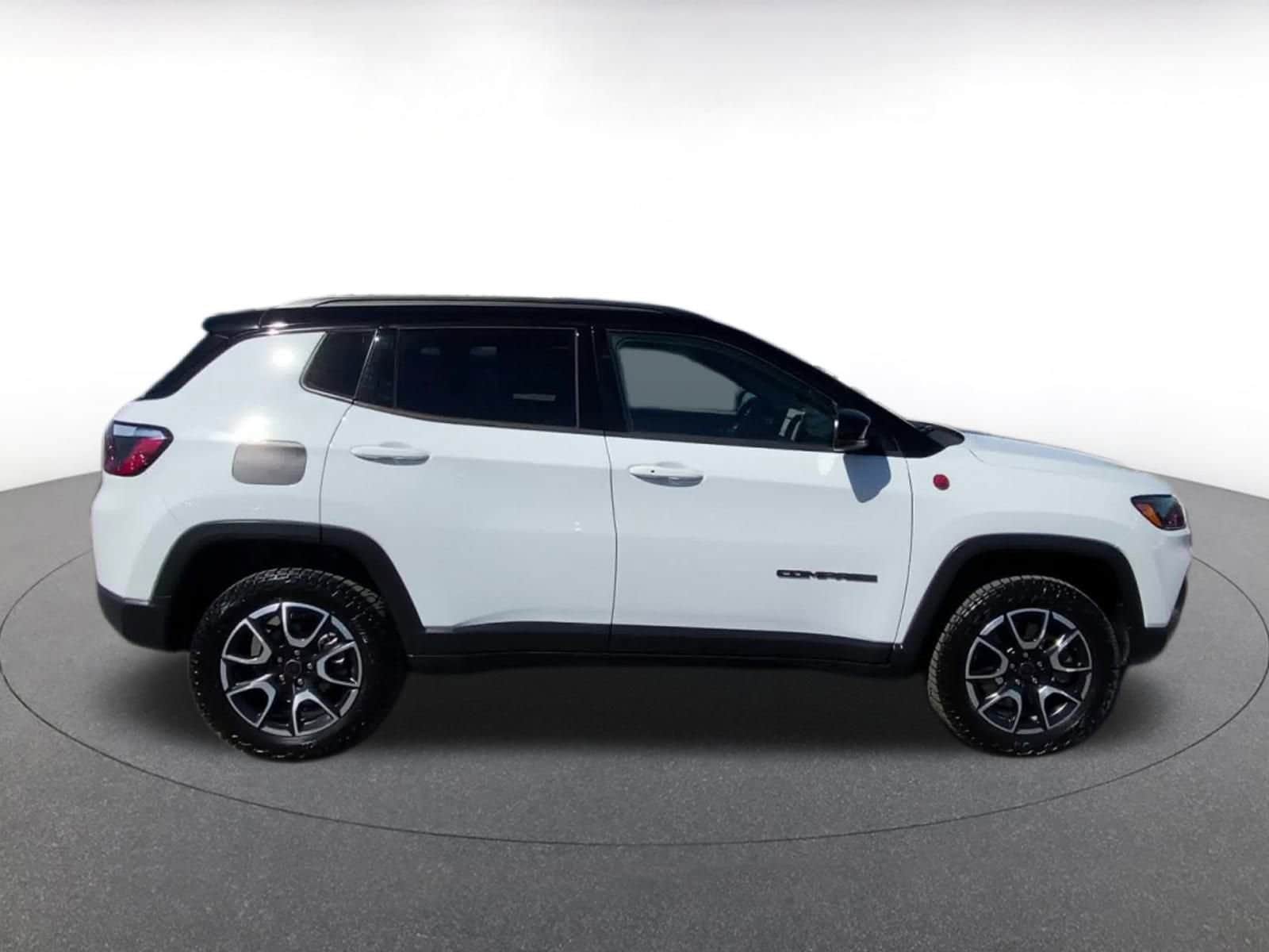 Thumbnail: 2025 Jeep Compass - 16