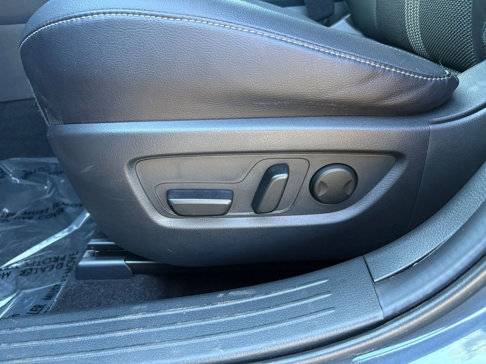 Thumbnail: 2025 Mazda CX-50 - 22