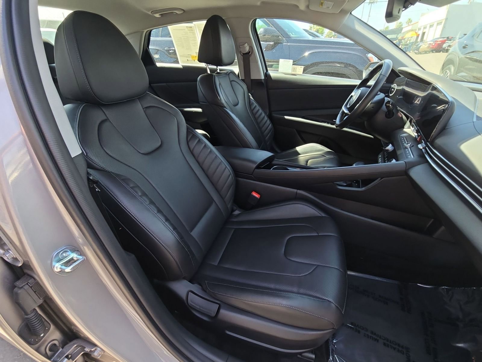 Thumbnail: 2025 Hyundai Elantra - 11