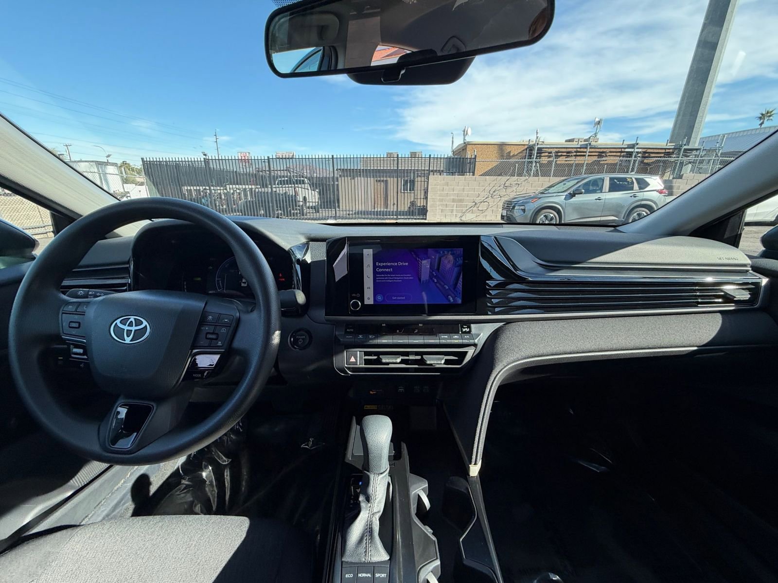 Thumbnail: 2025 Toyota Camry - 31