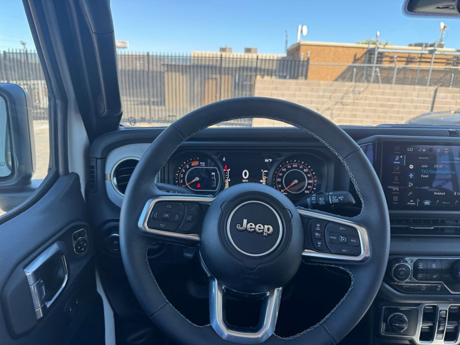 Thumbnail: 2025 Jeep Wrangler - 32