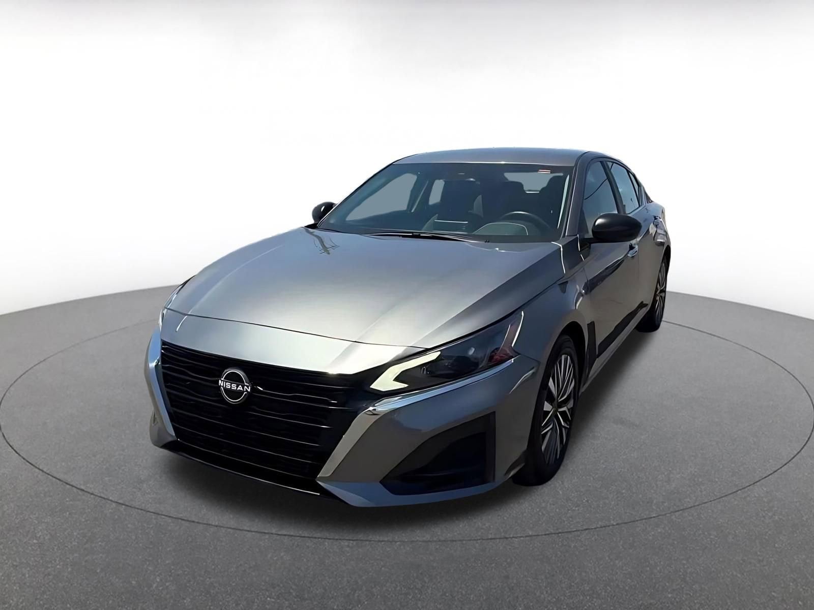 Thumbnail: 2025 Nissan Altima - 7