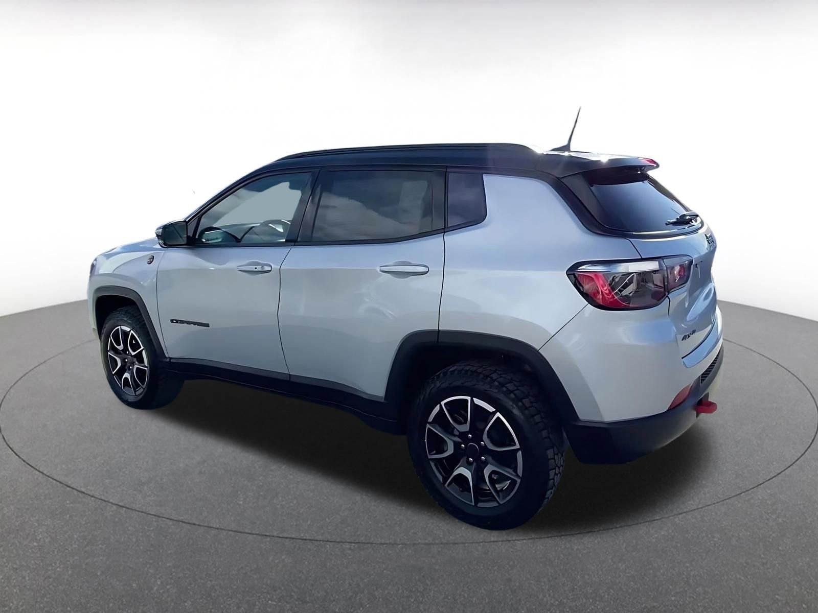 Thumbnail: 2025 Jeep Compass - 10