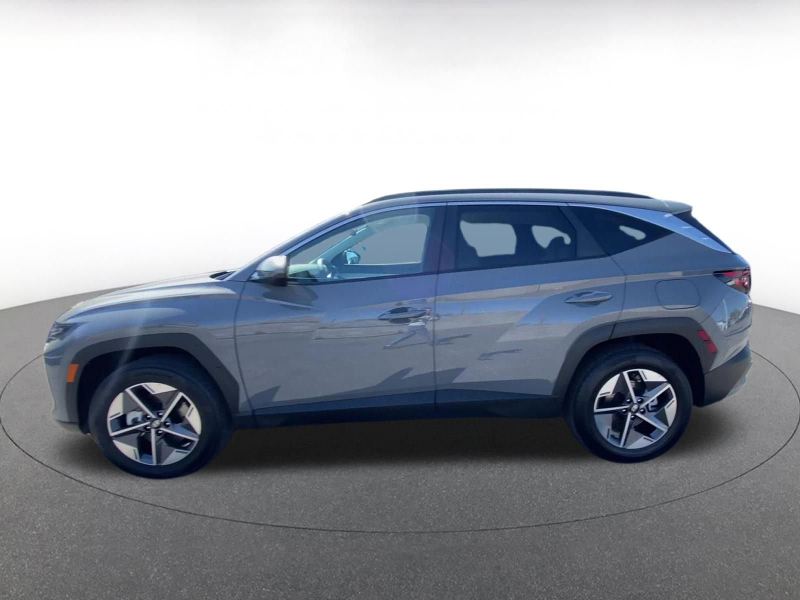 Thumbnail: 2025 Hyundai Tucson - 9