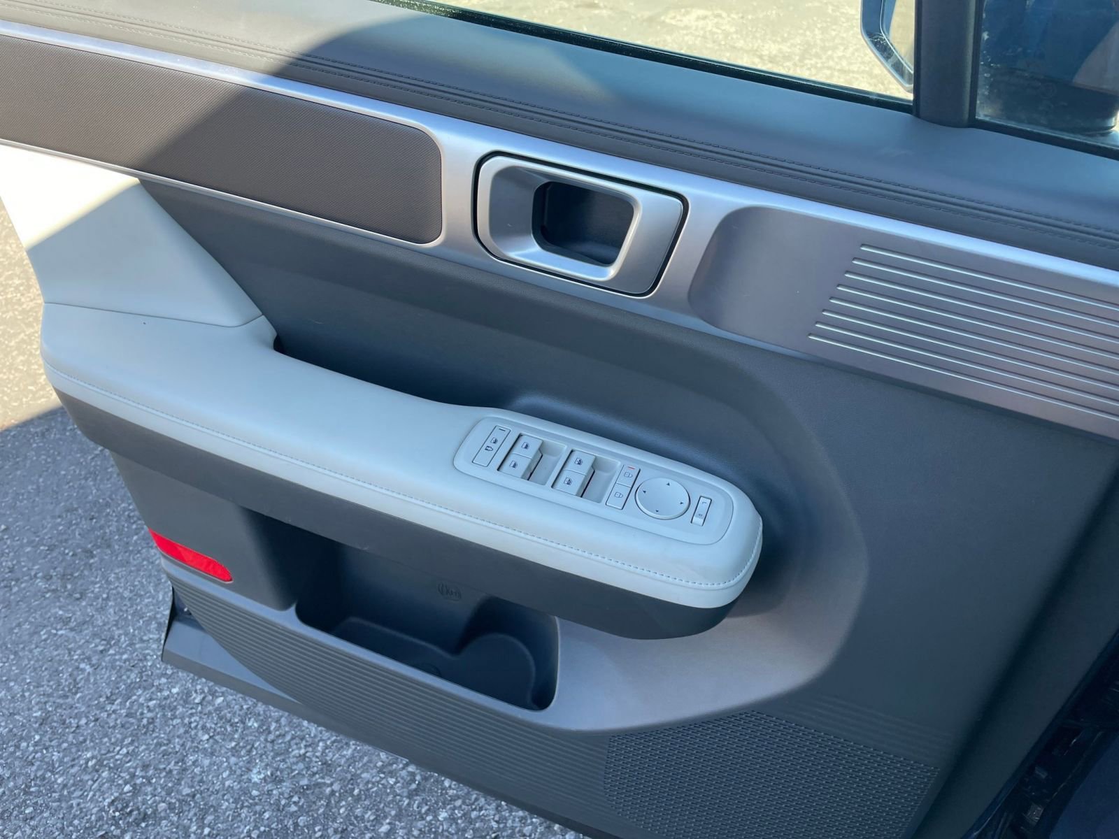 Thumbnail: 2025 Hyundai Santa Fe - 18