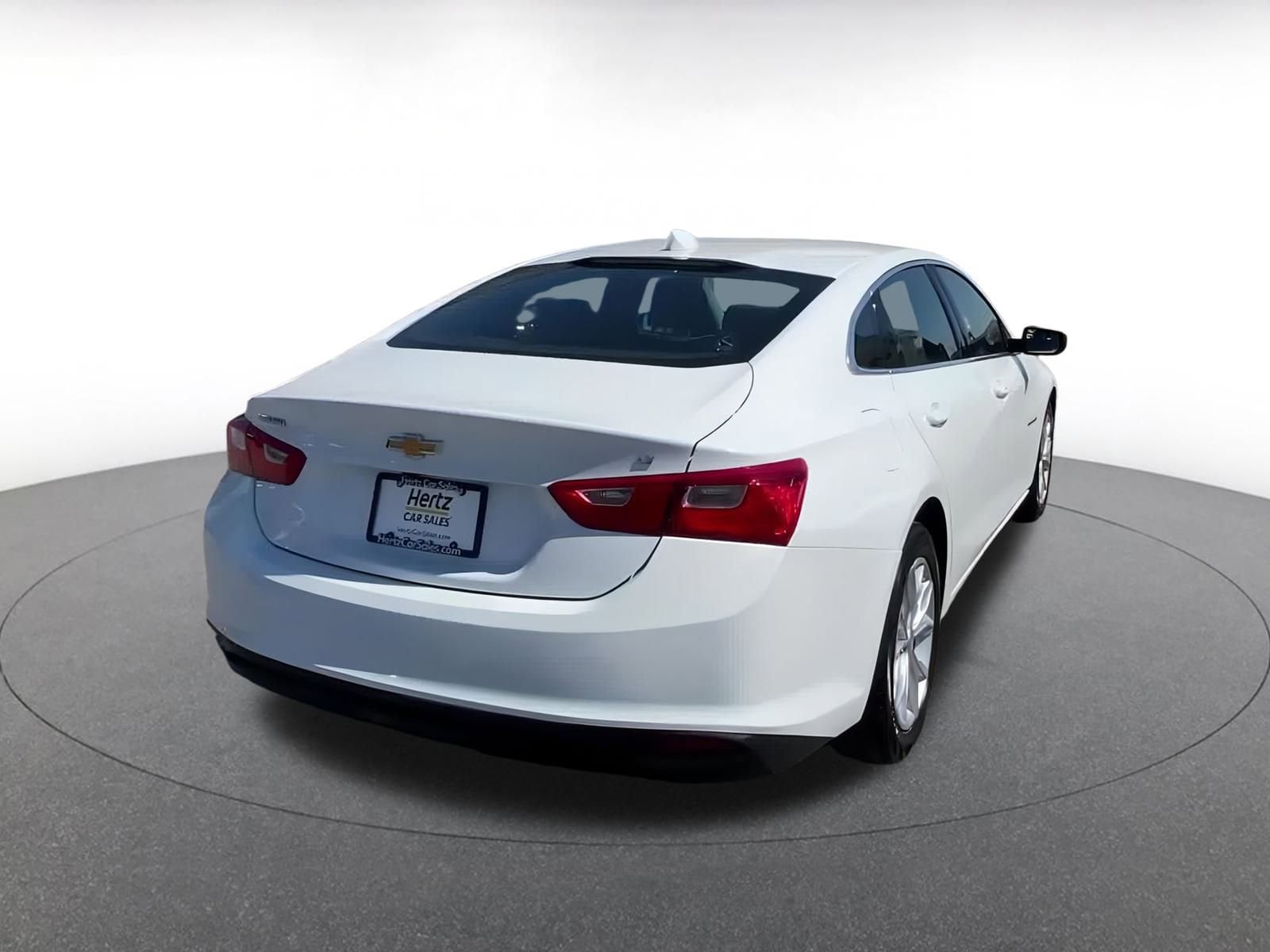 Thumbnail: 2023 Chevrolet Malibu - 14