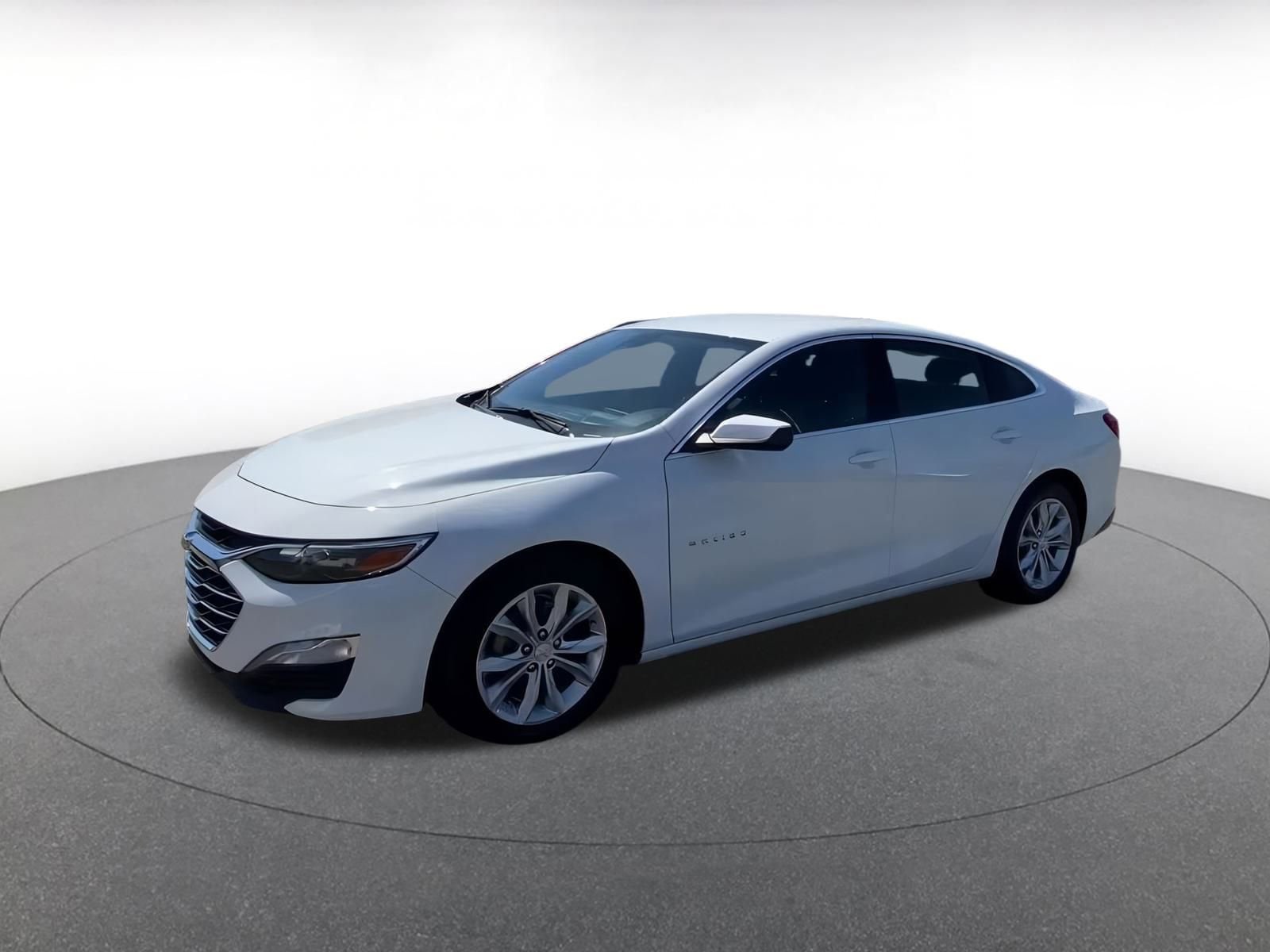Thumbnail: 2023 Chevrolet Malibu - 8
