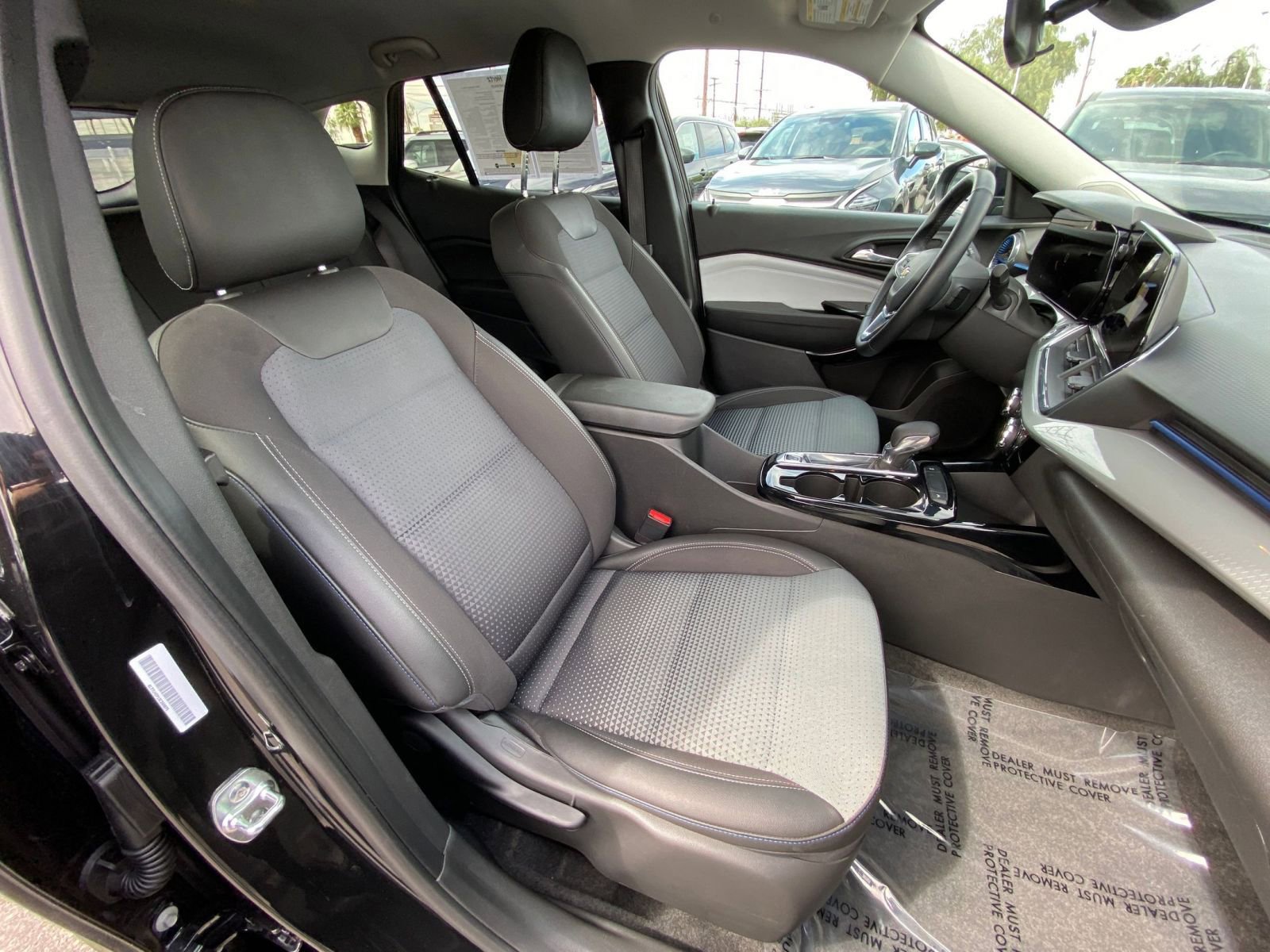 Thumbnail: 2025 Chevrolet Trax - 35