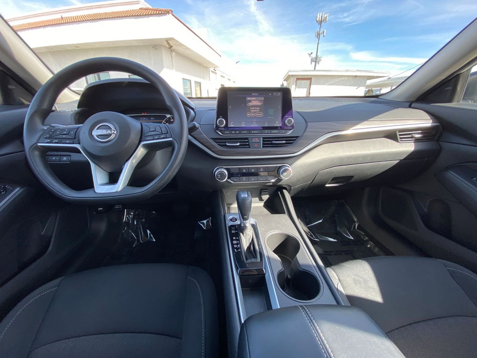 Thumbnail: 2025 Nissan Altima - 33