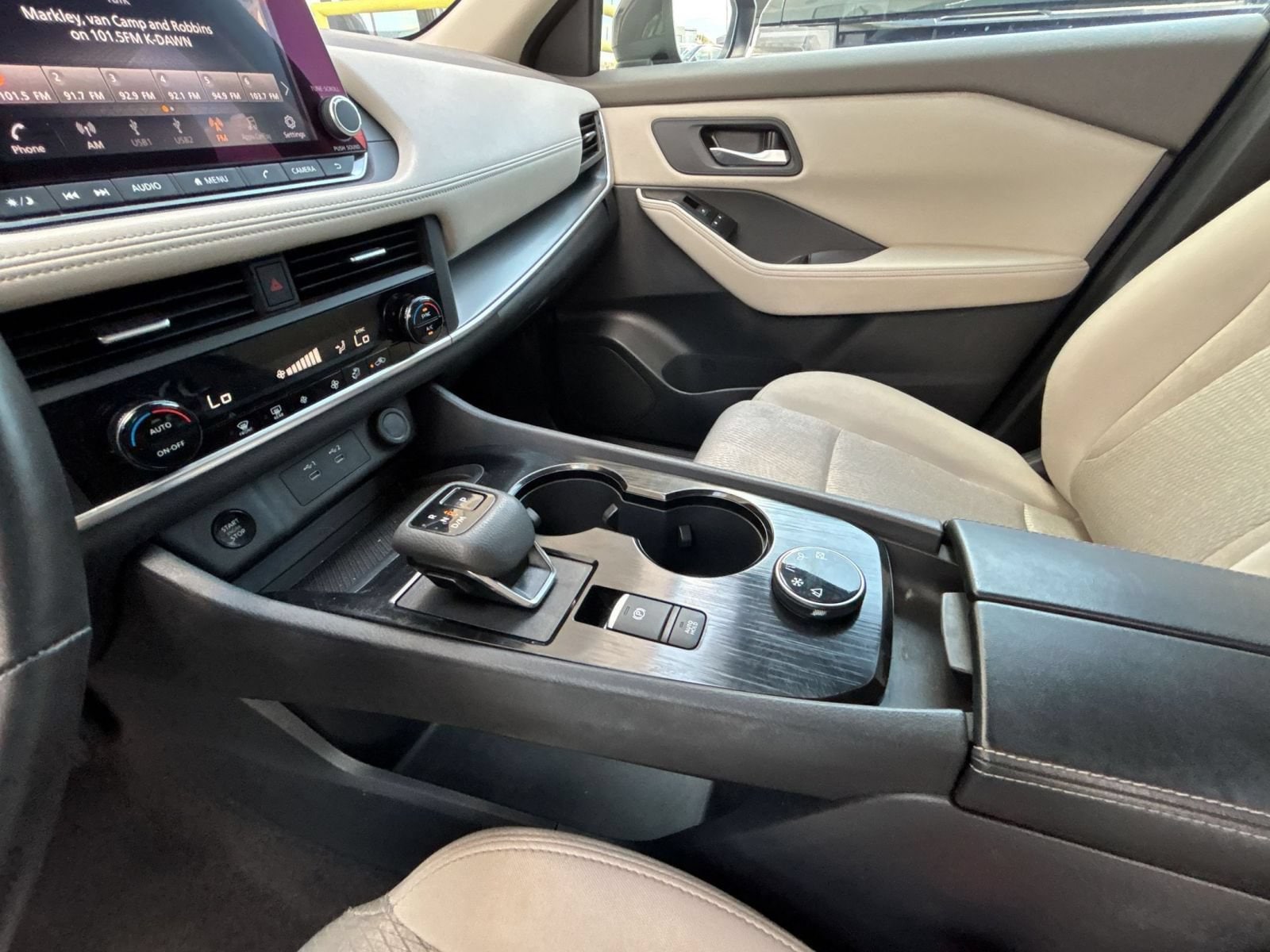 Thumbnail: 2025 Nissan Rogue - 25