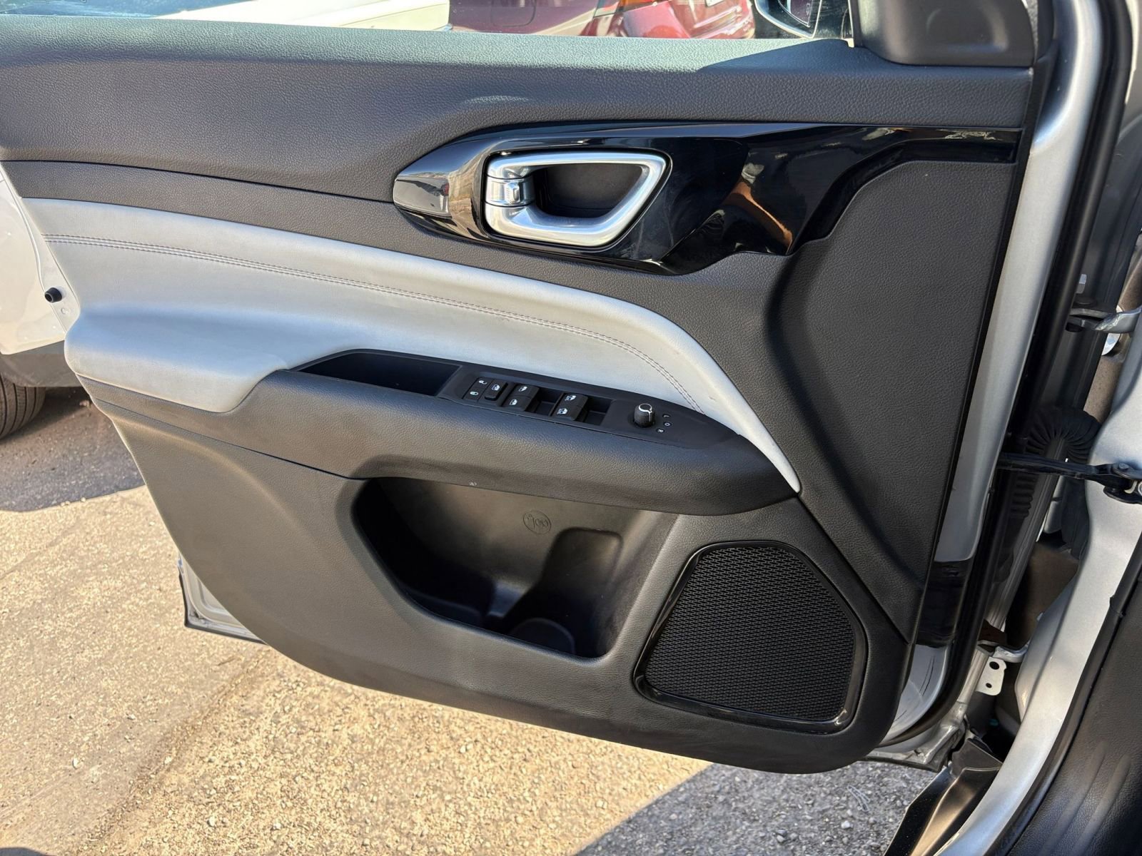 Thumbnail: 2025 Jeep Compass - 18