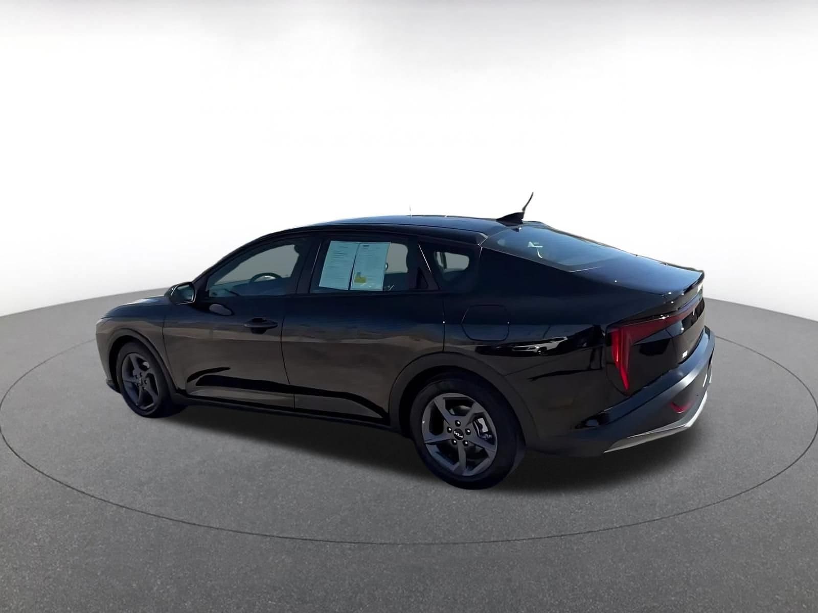 Thumbnail: 2025 Kia K4 - 8