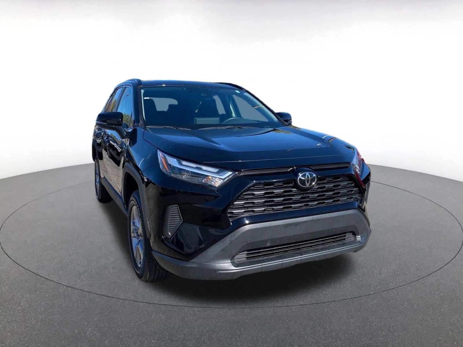 Thumbnail: 2025 Toyota RAV4 - 1
