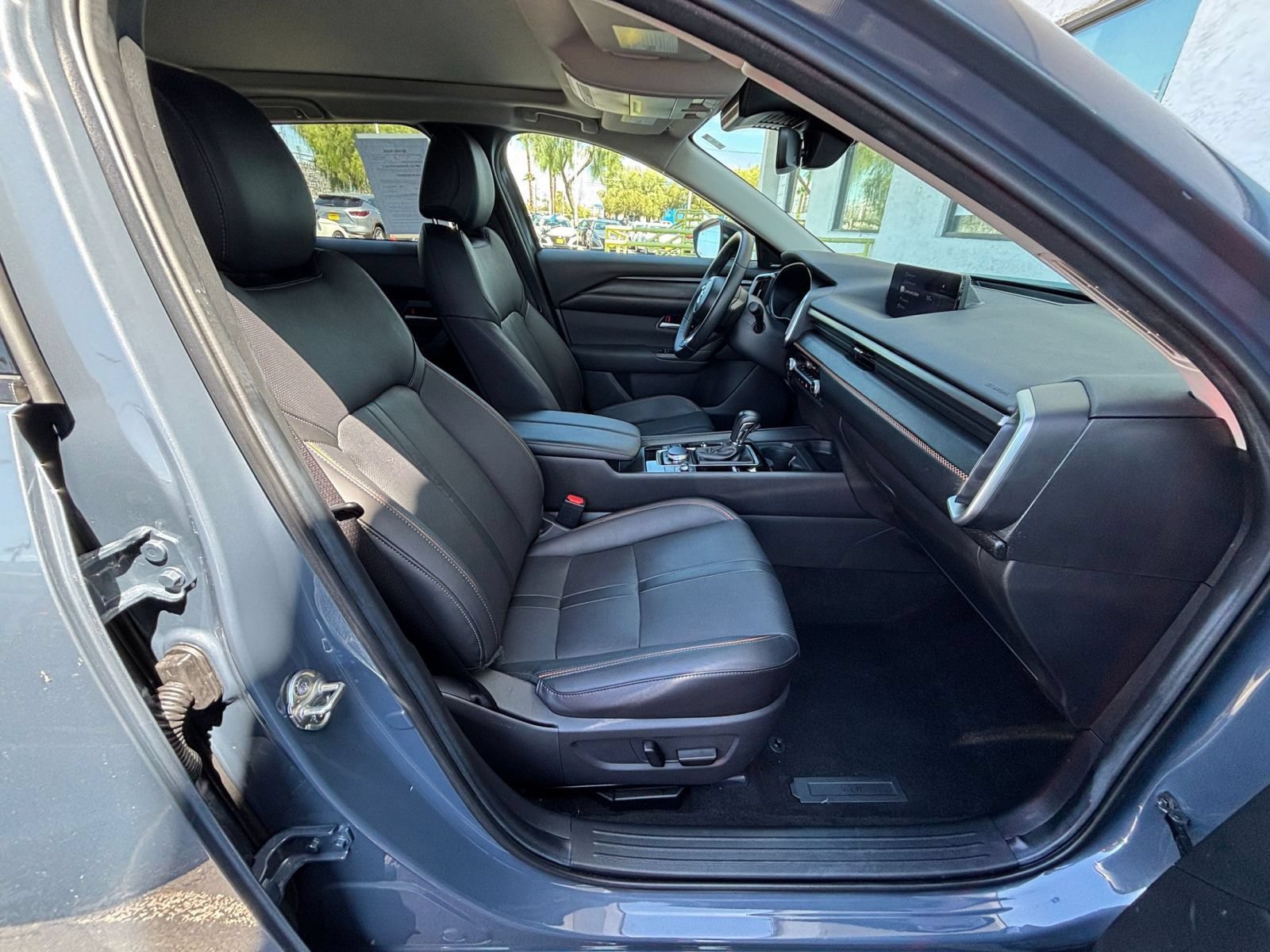 Thumbnail: 2026 Mazda CX-50 - 27