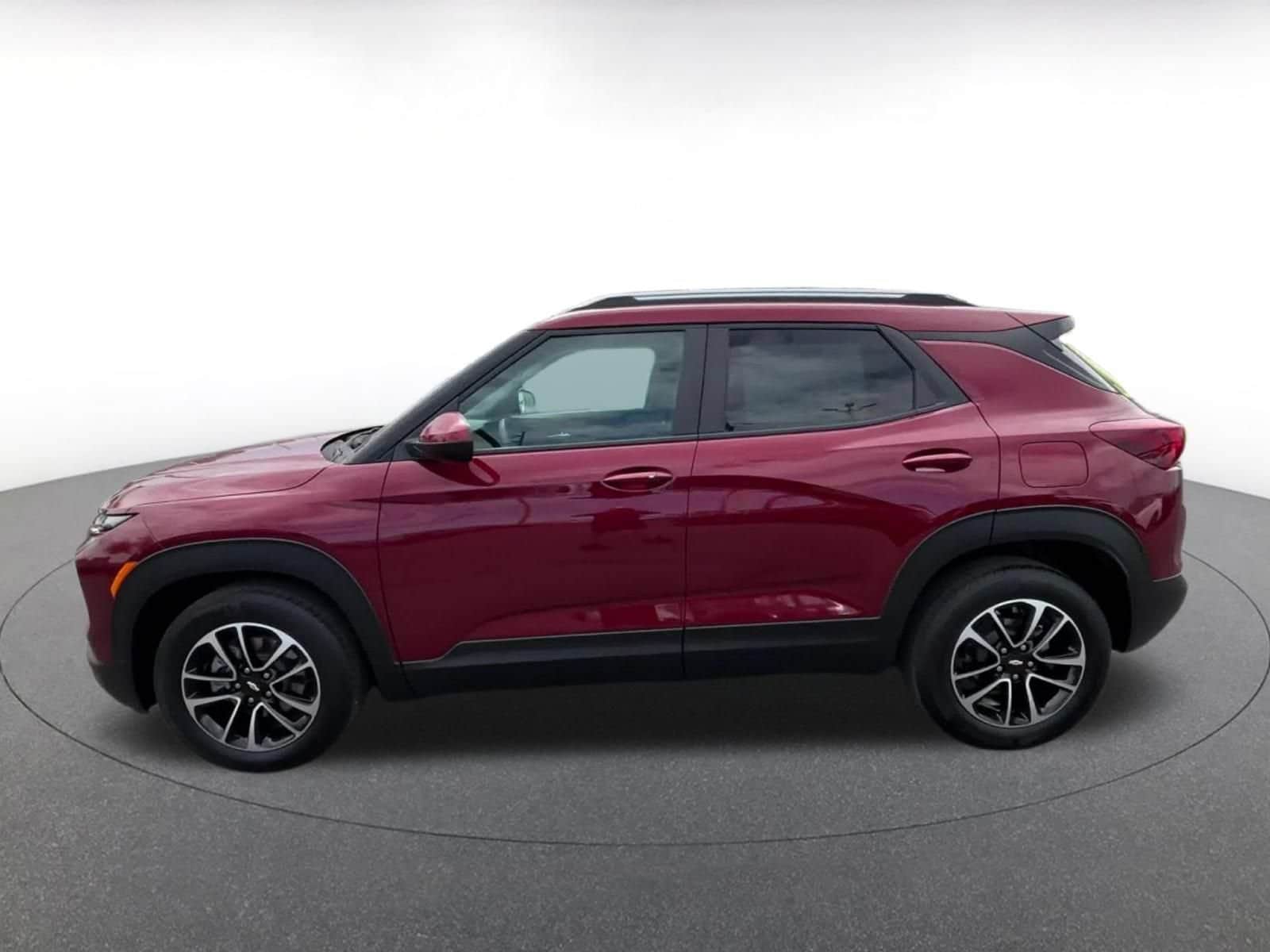 Thumbnail: 2025 Chevrolet TrailBlazer - 9