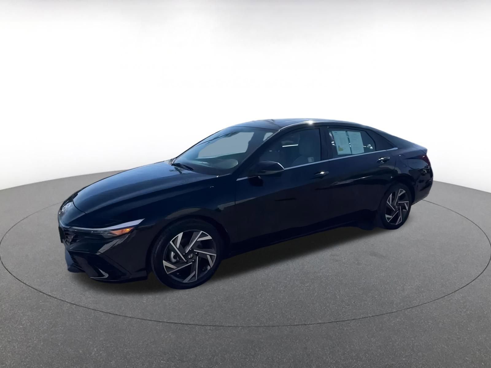 Thumbnail: 2025 Hyundai Elantra - 8