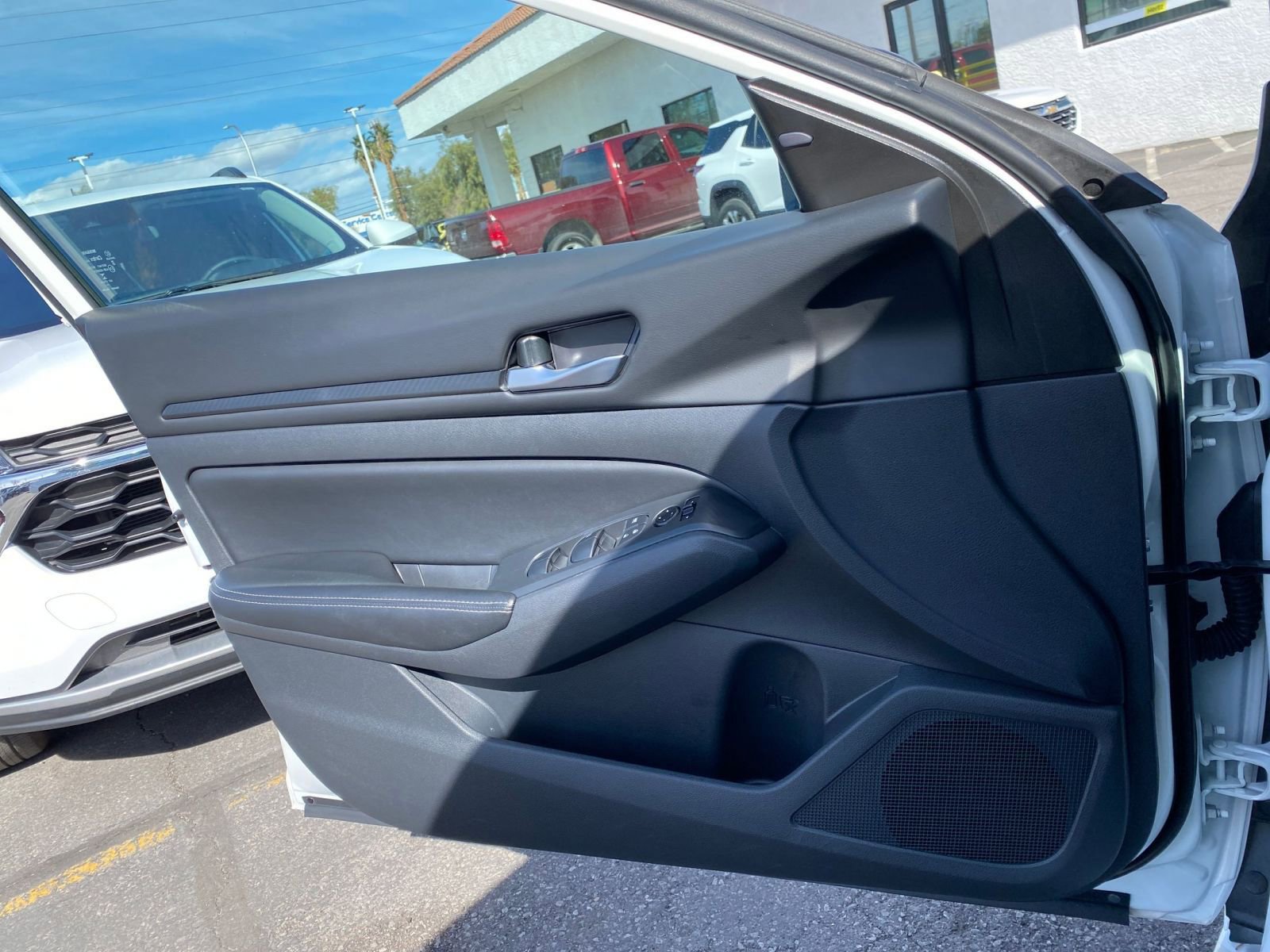 Thumbnail: 2025 Nissan Altima - 18