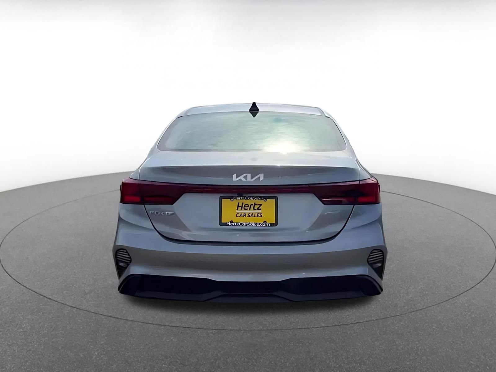 Thumbnail: 2023 Kia Forte - 12