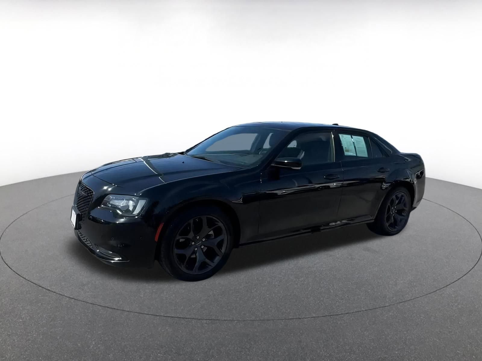 Thumbnail: 2022 Chrysler 300 - 7