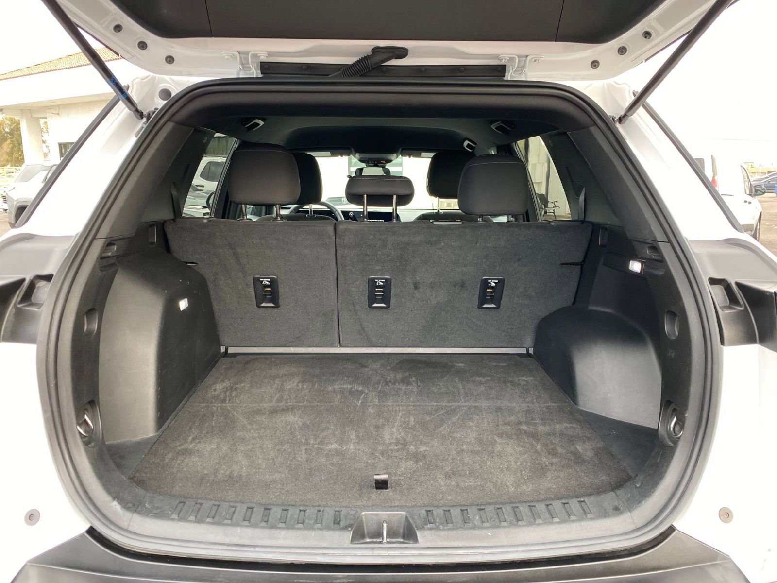 Thumbnail: 2025 Chevrolet Equinox - 31