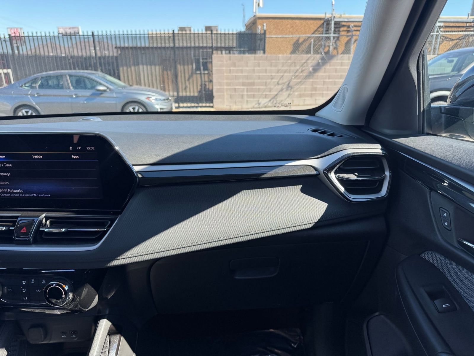 Thumbnail: 2025 Chevrolet TrailBlazer - 33