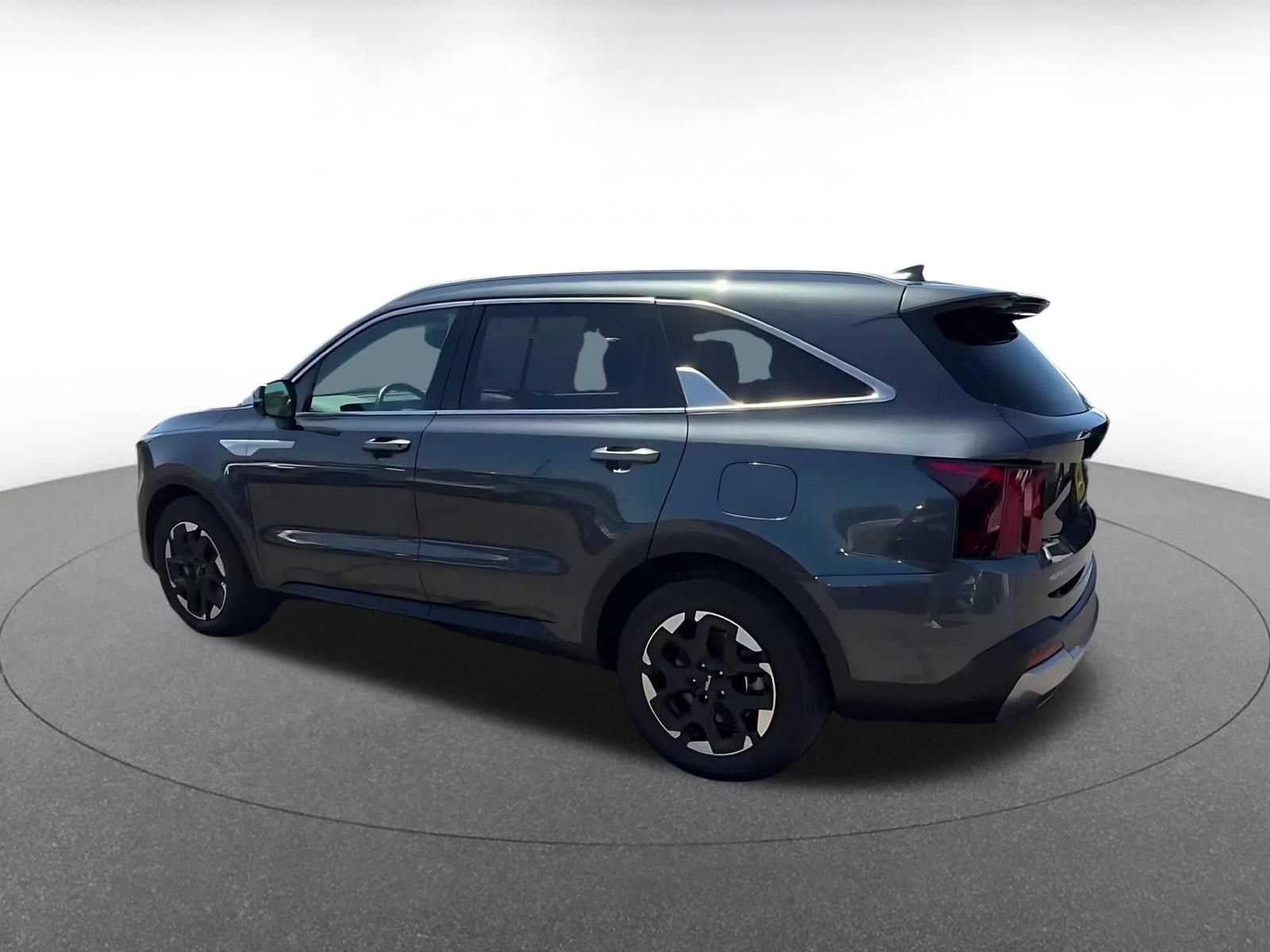 Thumbnail: 2024 Kia Sorento - 9