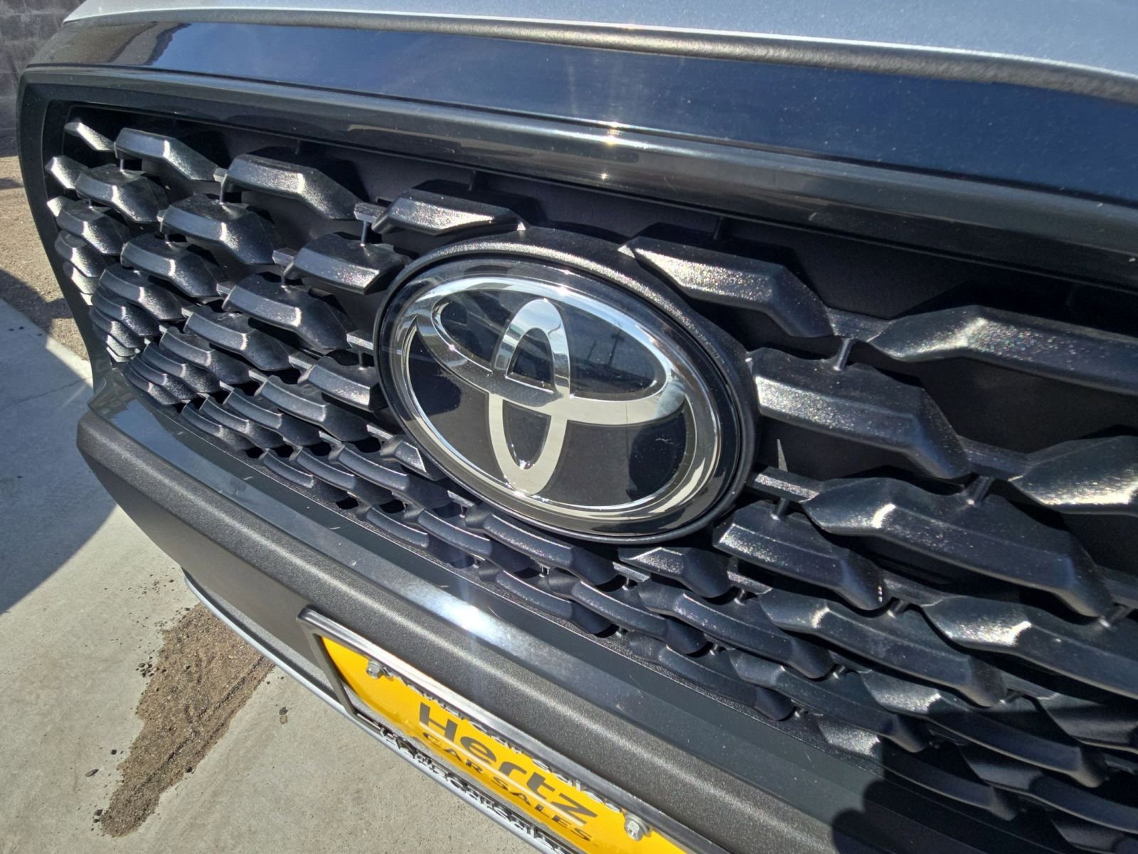 Thumbnail: 2025 Toyota Corolla Cross - 34