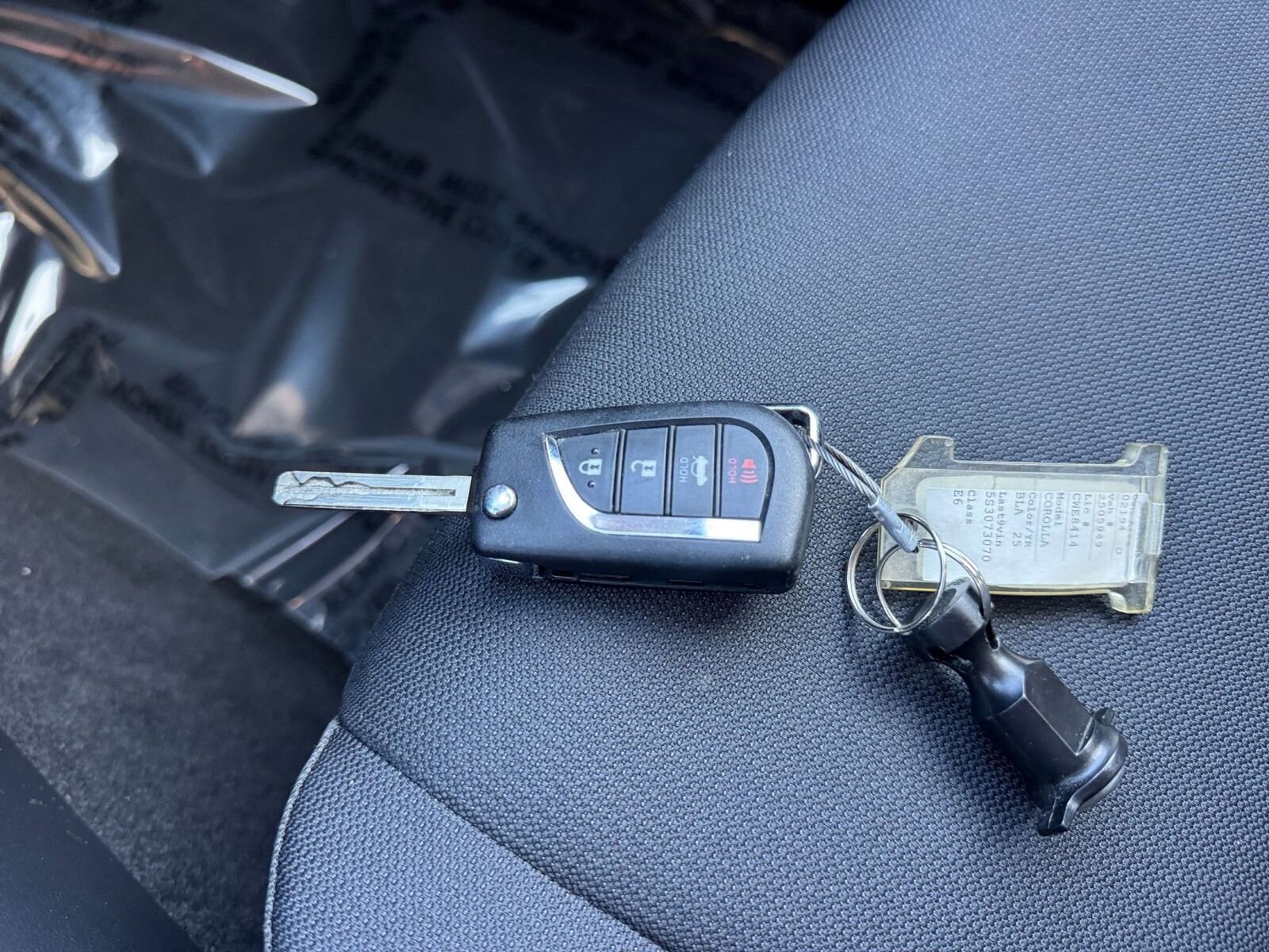 Thumbnail: 2025 Toyota Corolla - 22