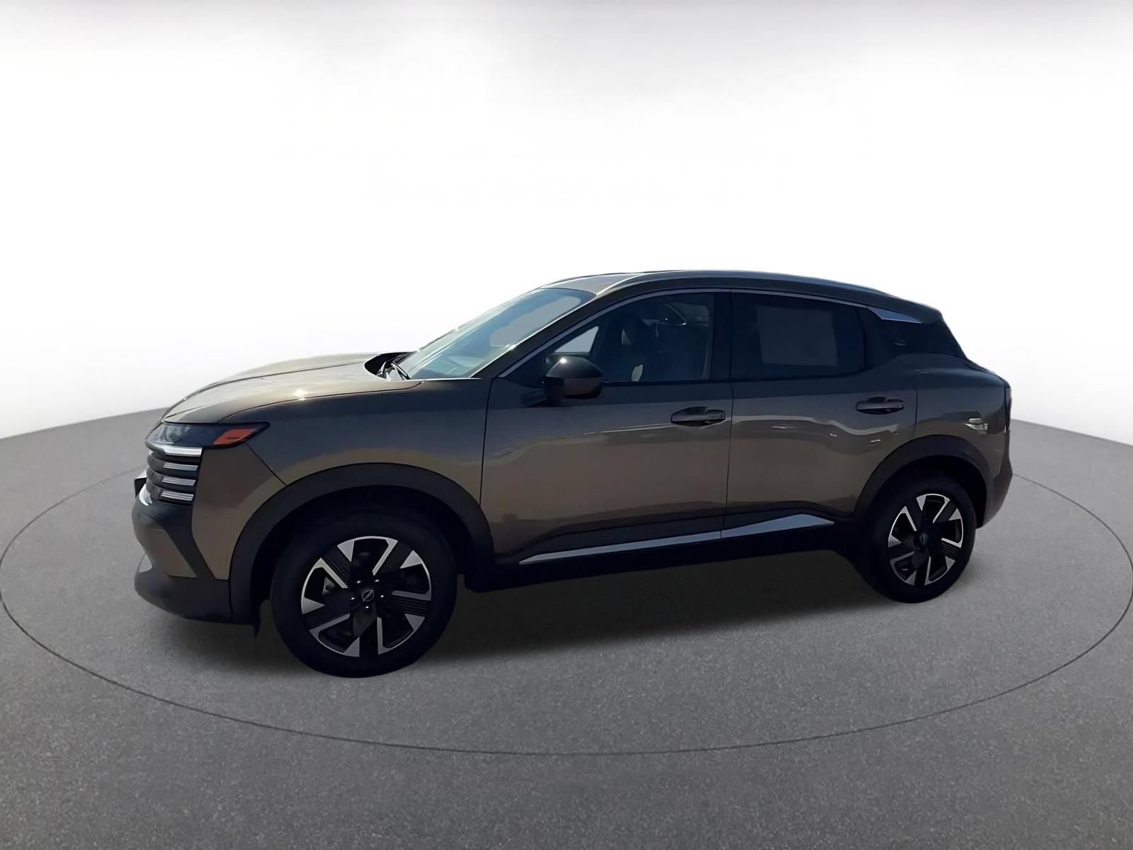 Thumbnail: 2026 Nissan Kicks - 8