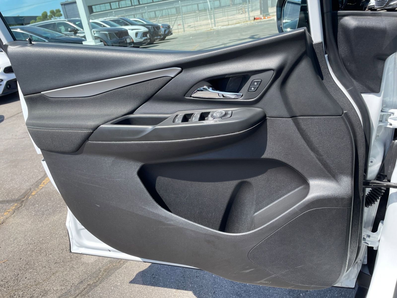 Thumbnail: 2023 Chevrolet Bolt EV - 24
