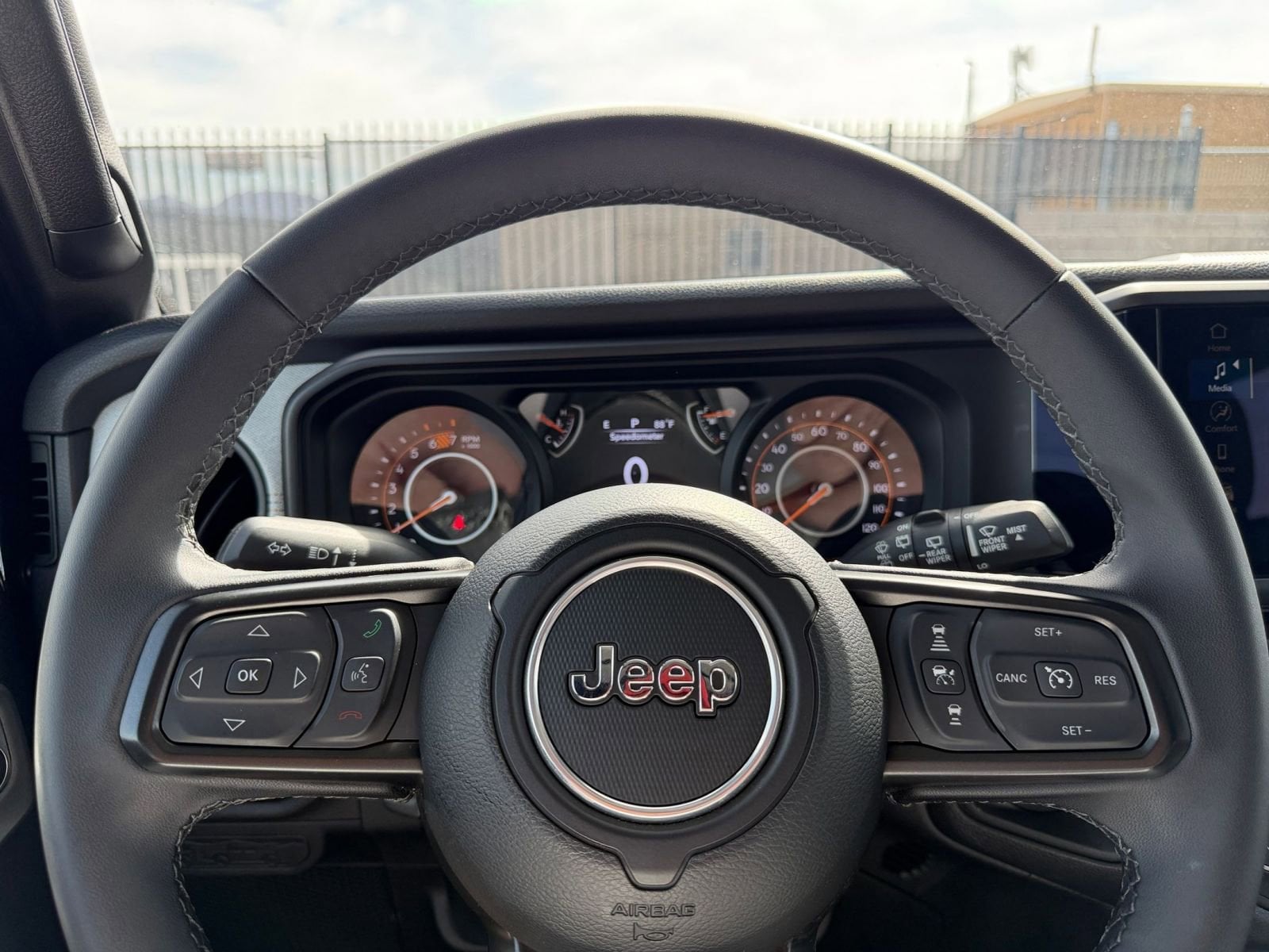 Thumbnail: 2025 Jeep Wrangler - 27