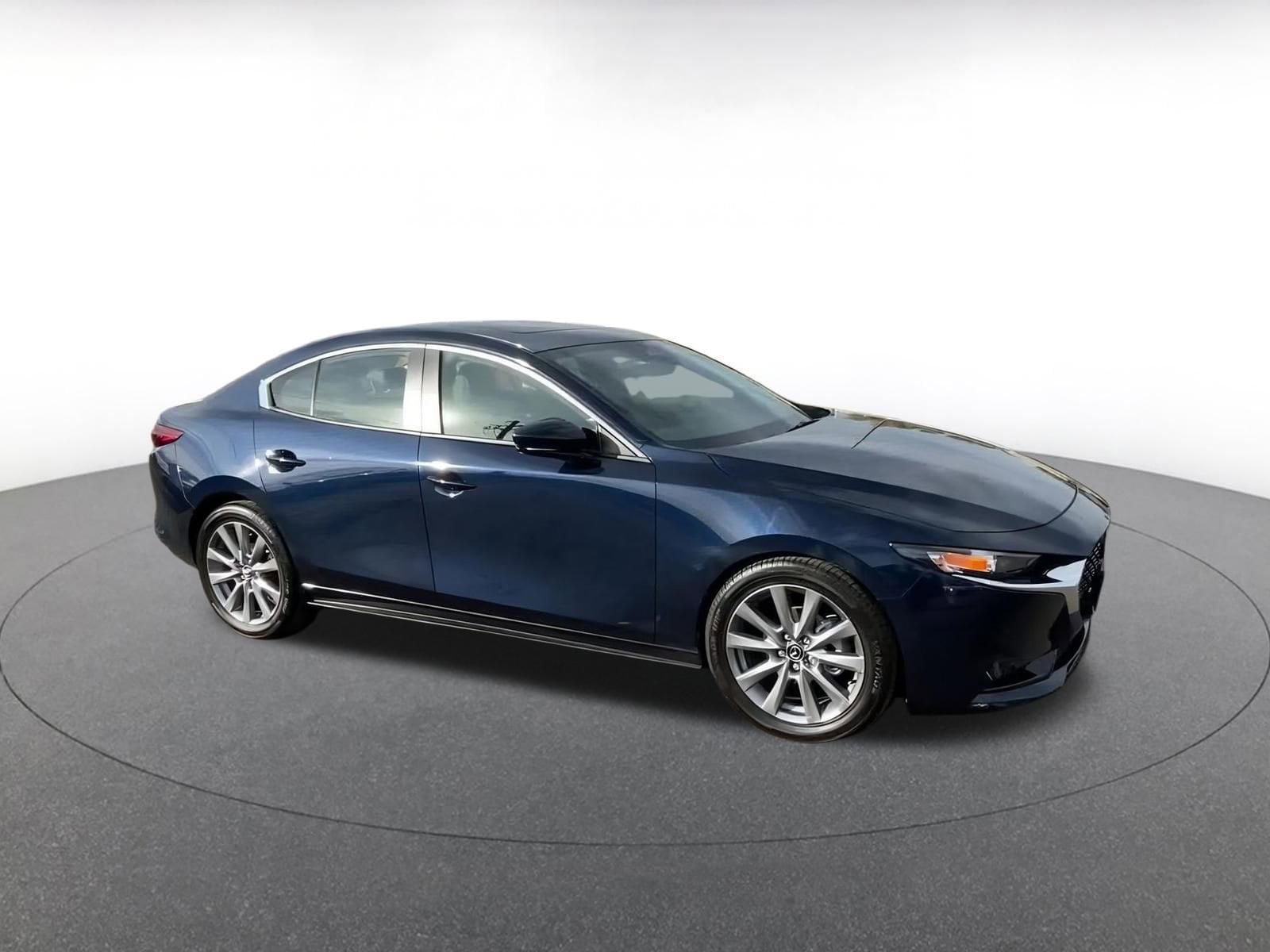 Thumbnail: 2024 Mazda Mazda3 - 2