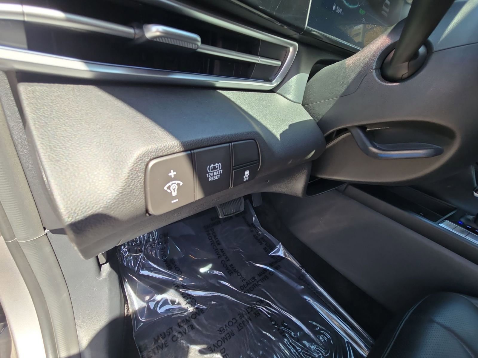 Thumbnail: 2025 Hyundai Elantra - 31