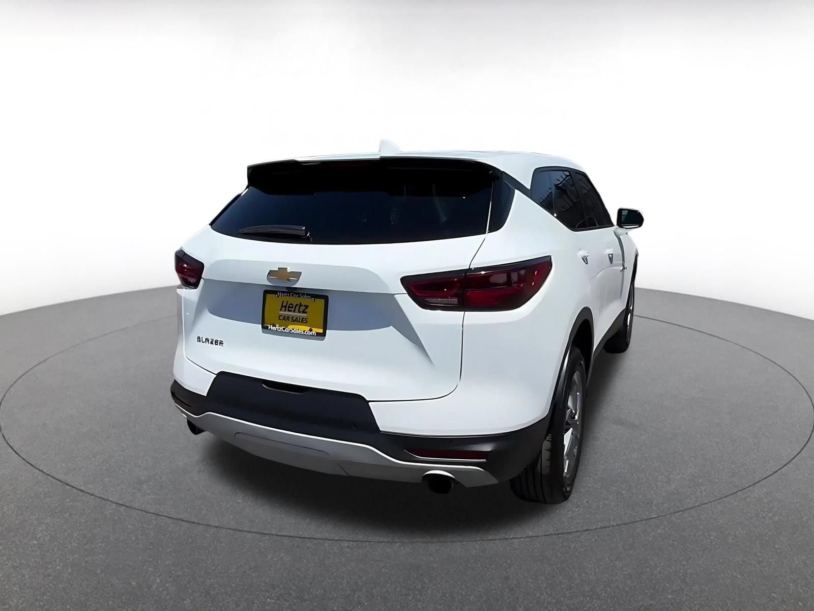 Thumbnail: 2026 Chevrolet Blazer - 15