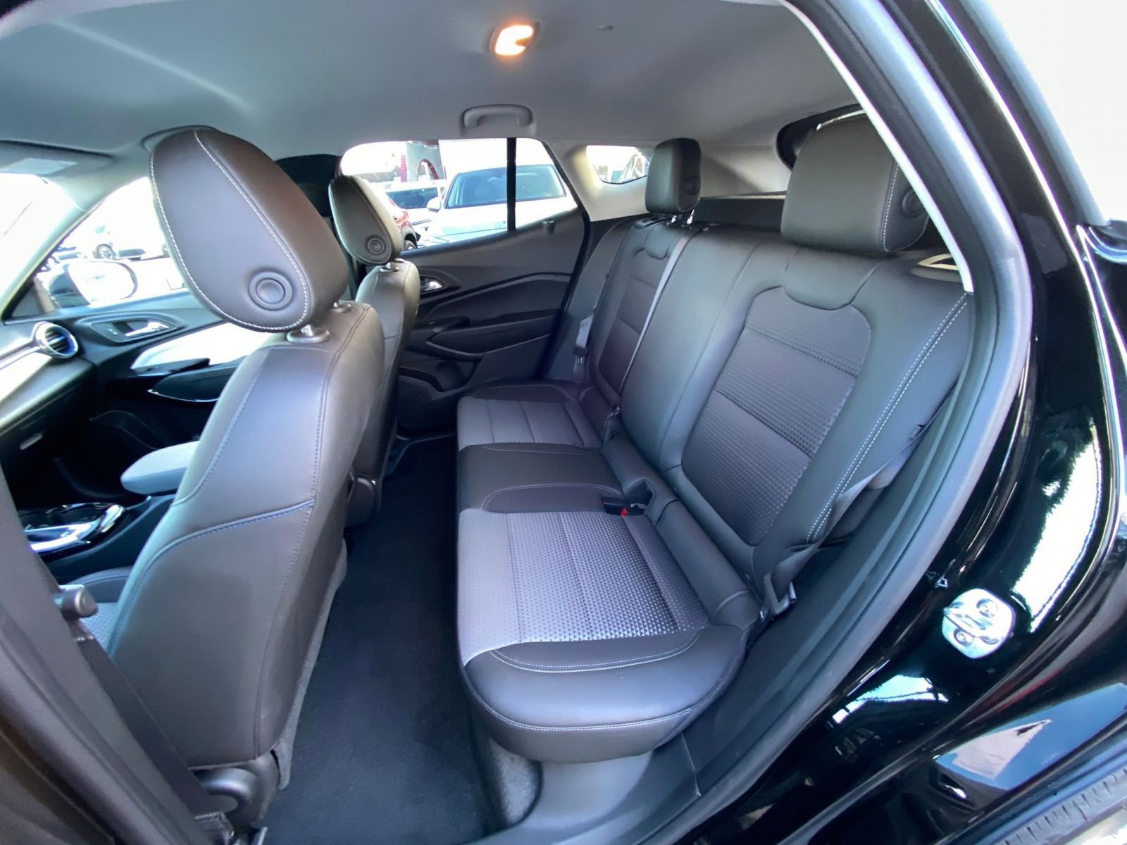 Thumbnail: 2025 Chevrolet Trax - 25