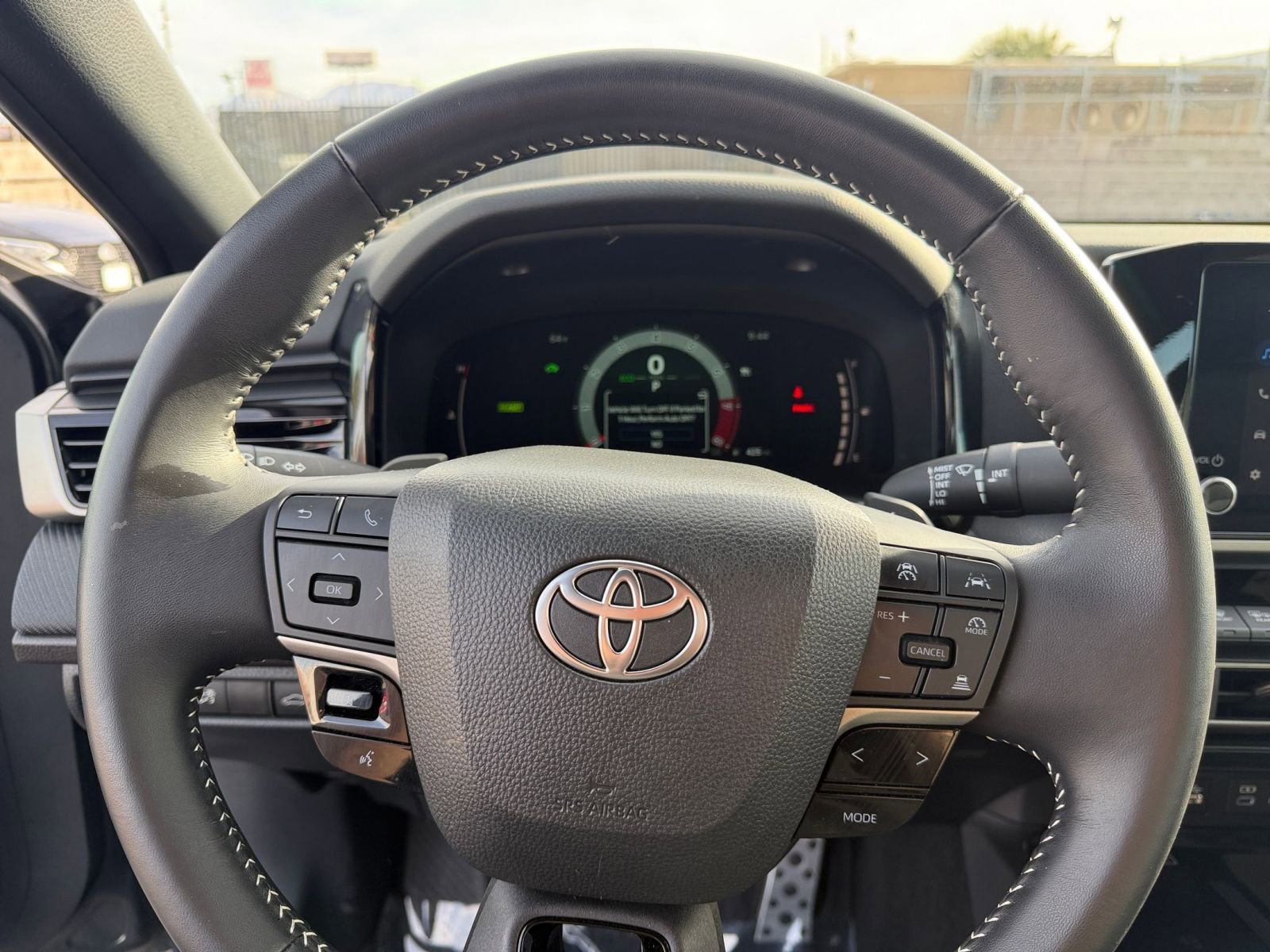 Thumbnail: 2025 Toyota Camry - 28