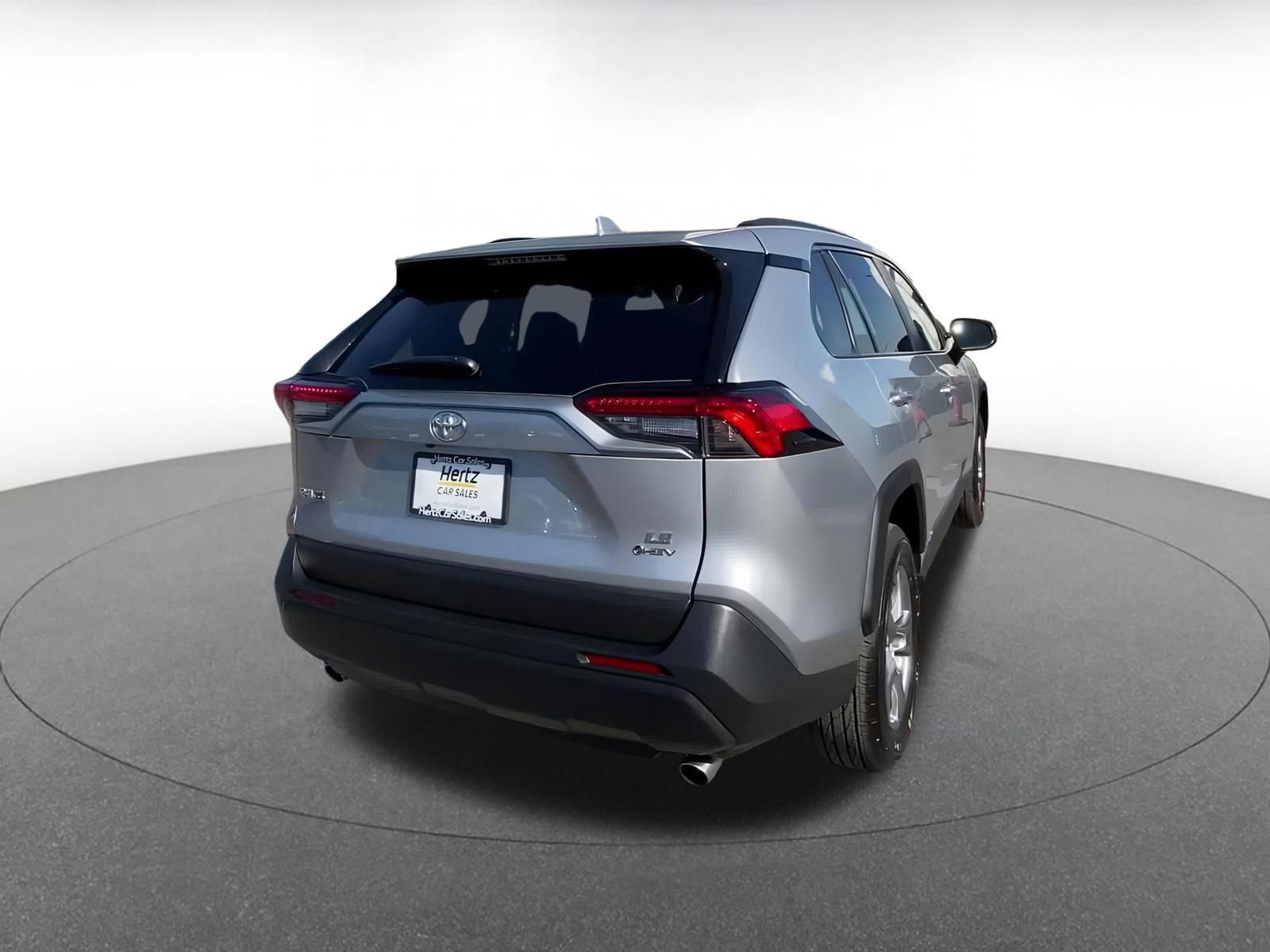 Thumbnail: 2025 Toyota RAV4 - 14