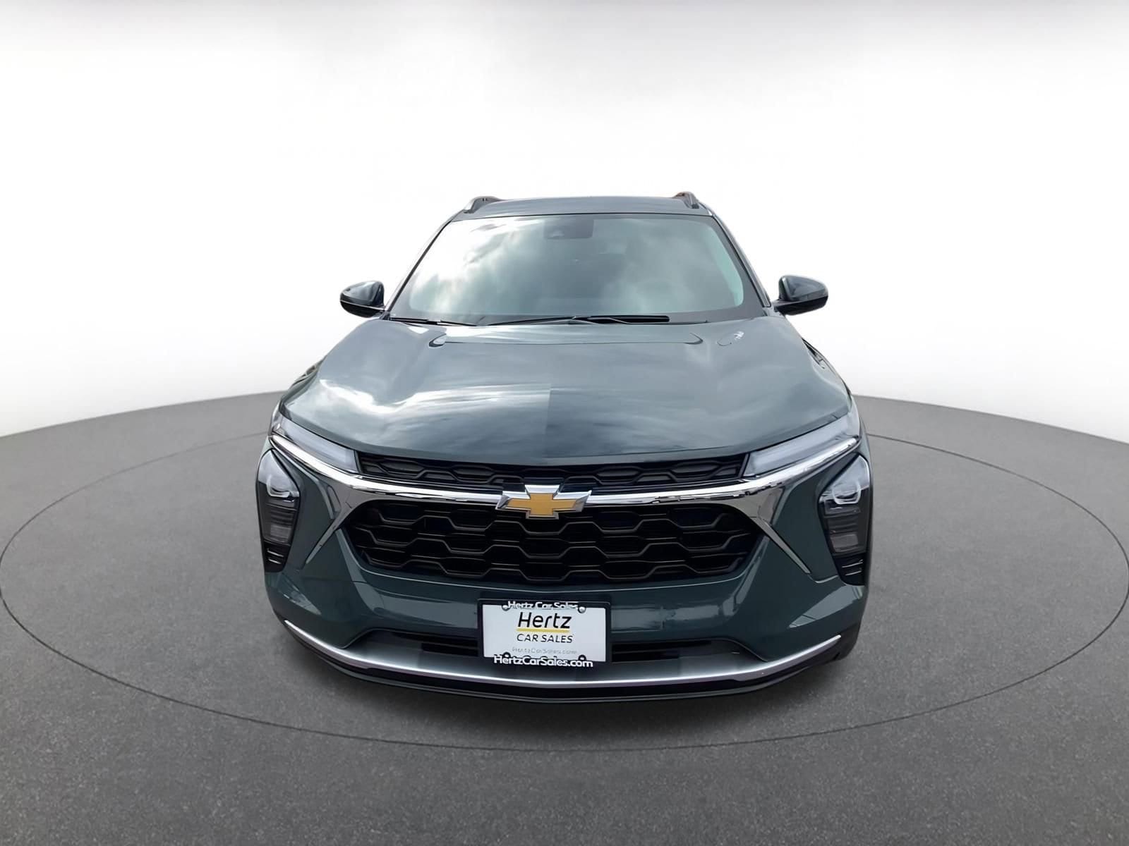 Thumbnail: 2025 Chevrolet Trax - 4