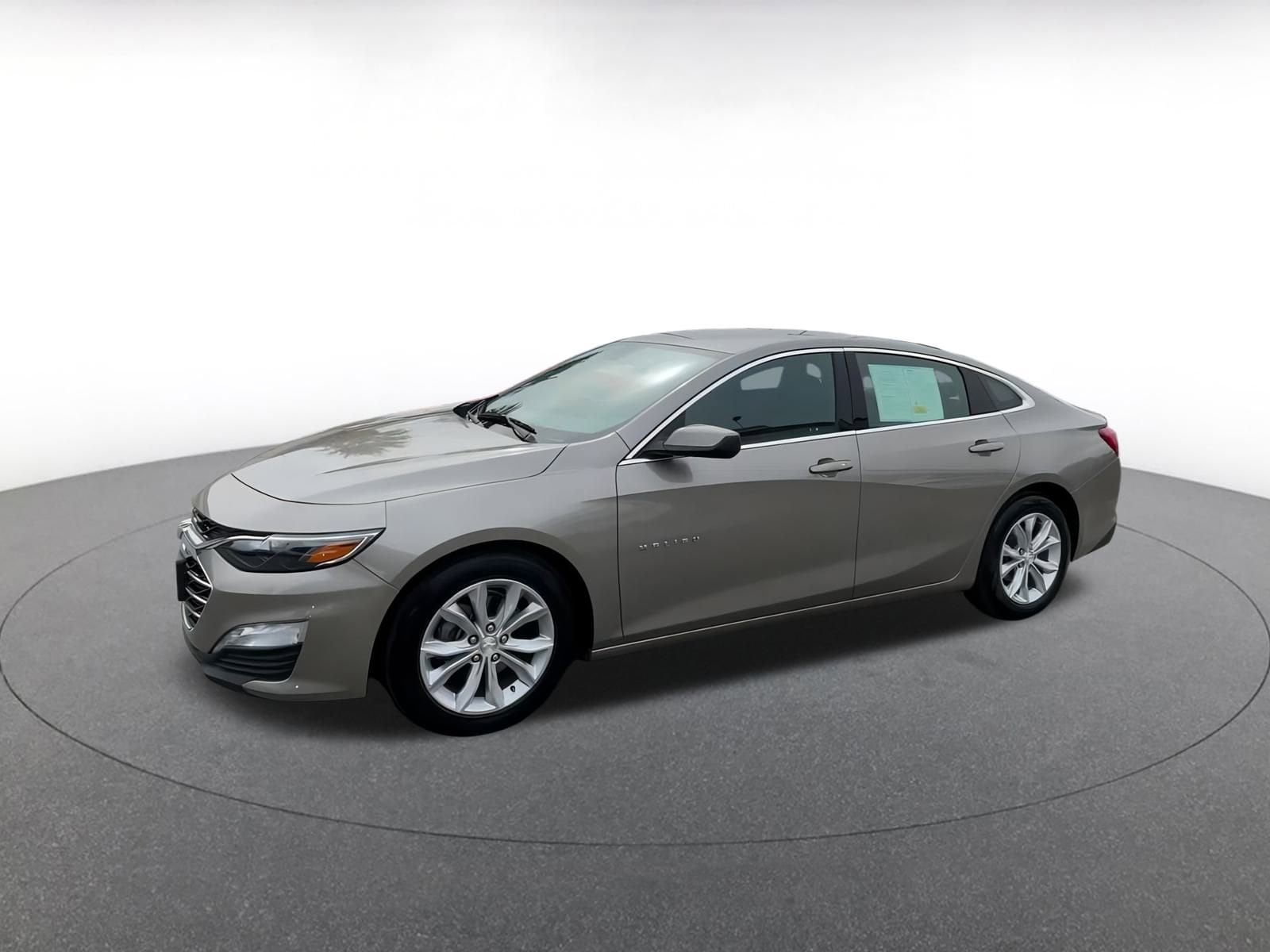 Thumbnail: 2023 Chevrolet Malibu - 8