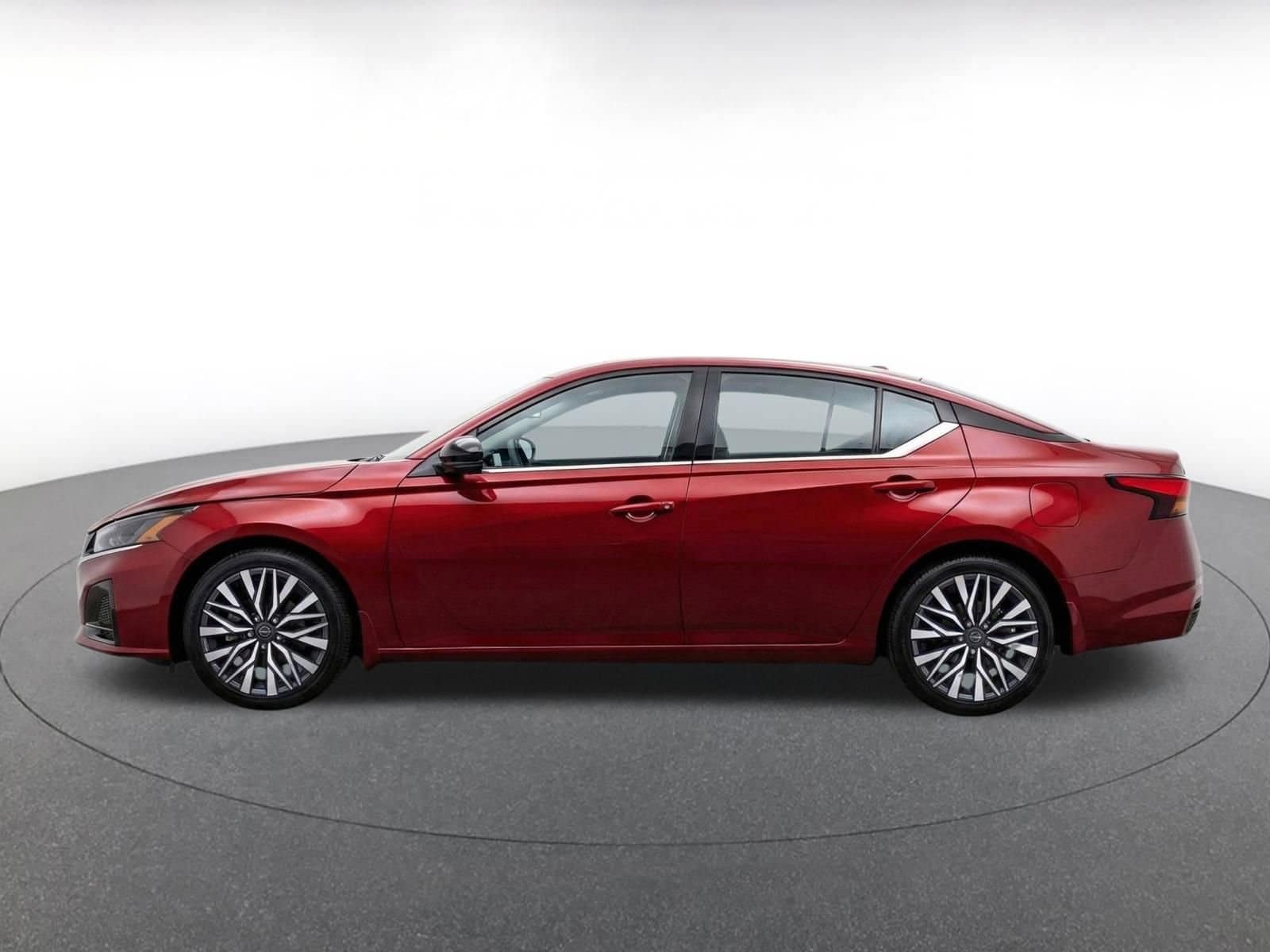 Thumbnail: 2025 Nissan Altima - 4