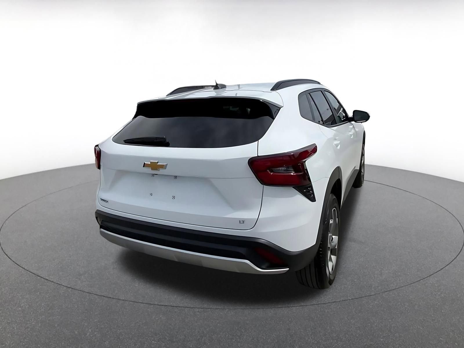 Thumbnail: 2025 Chevrolet Trax - 14