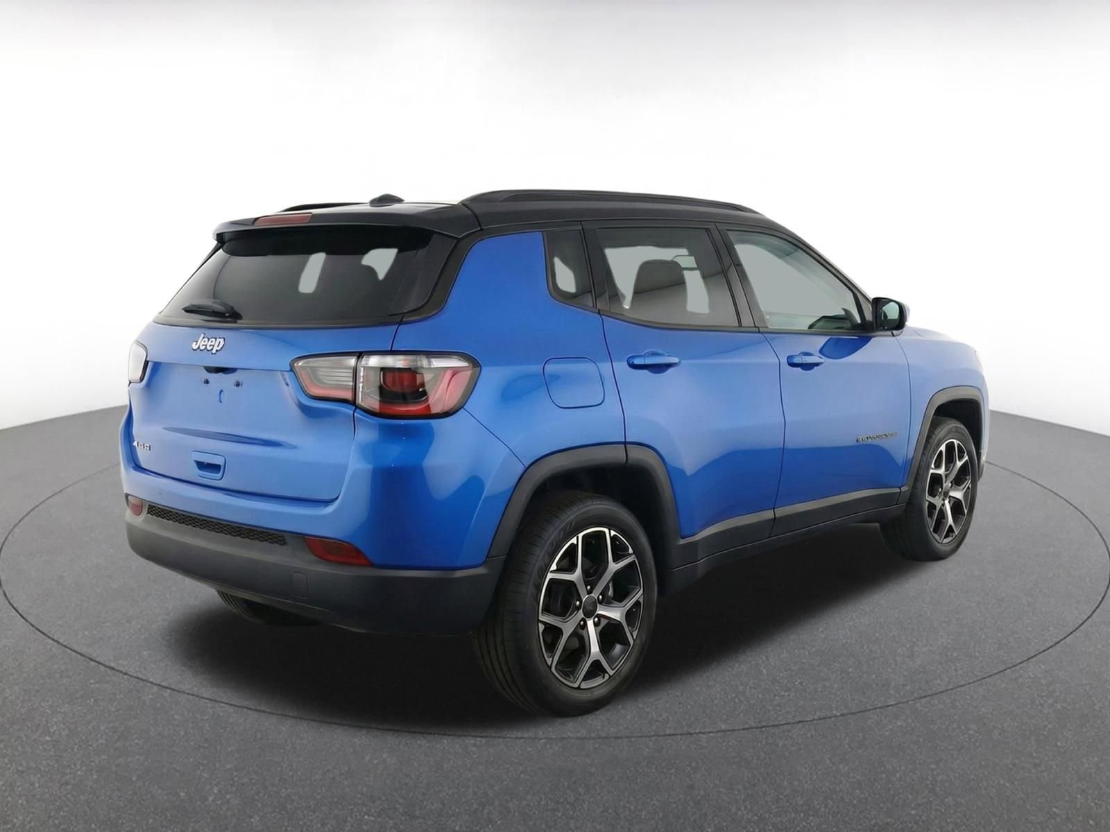 Thumbnail: 2025 Jeep Compass - 9