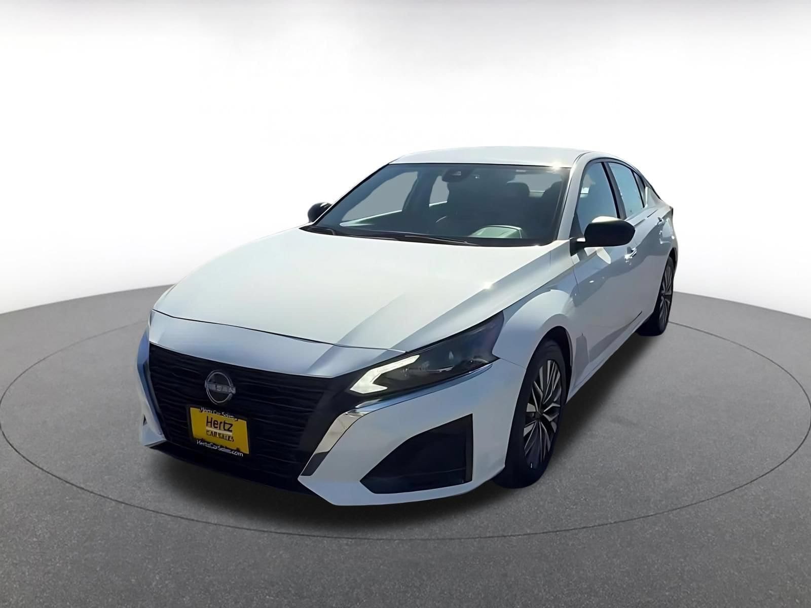 Thumbnail: 2025 Nissan Altima - 7