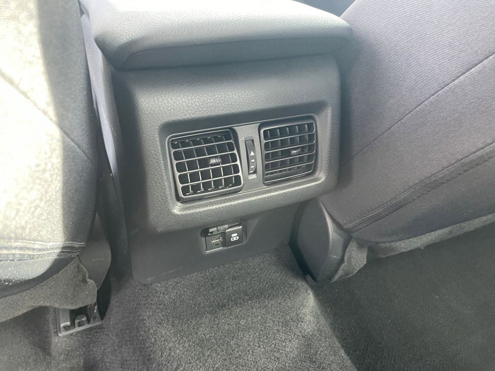 Thumbnail: 2025 Toyota Camry - 24