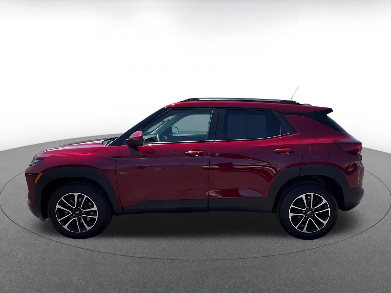Thumbnail: 2025 Chevrolet TrailBlazer - 9