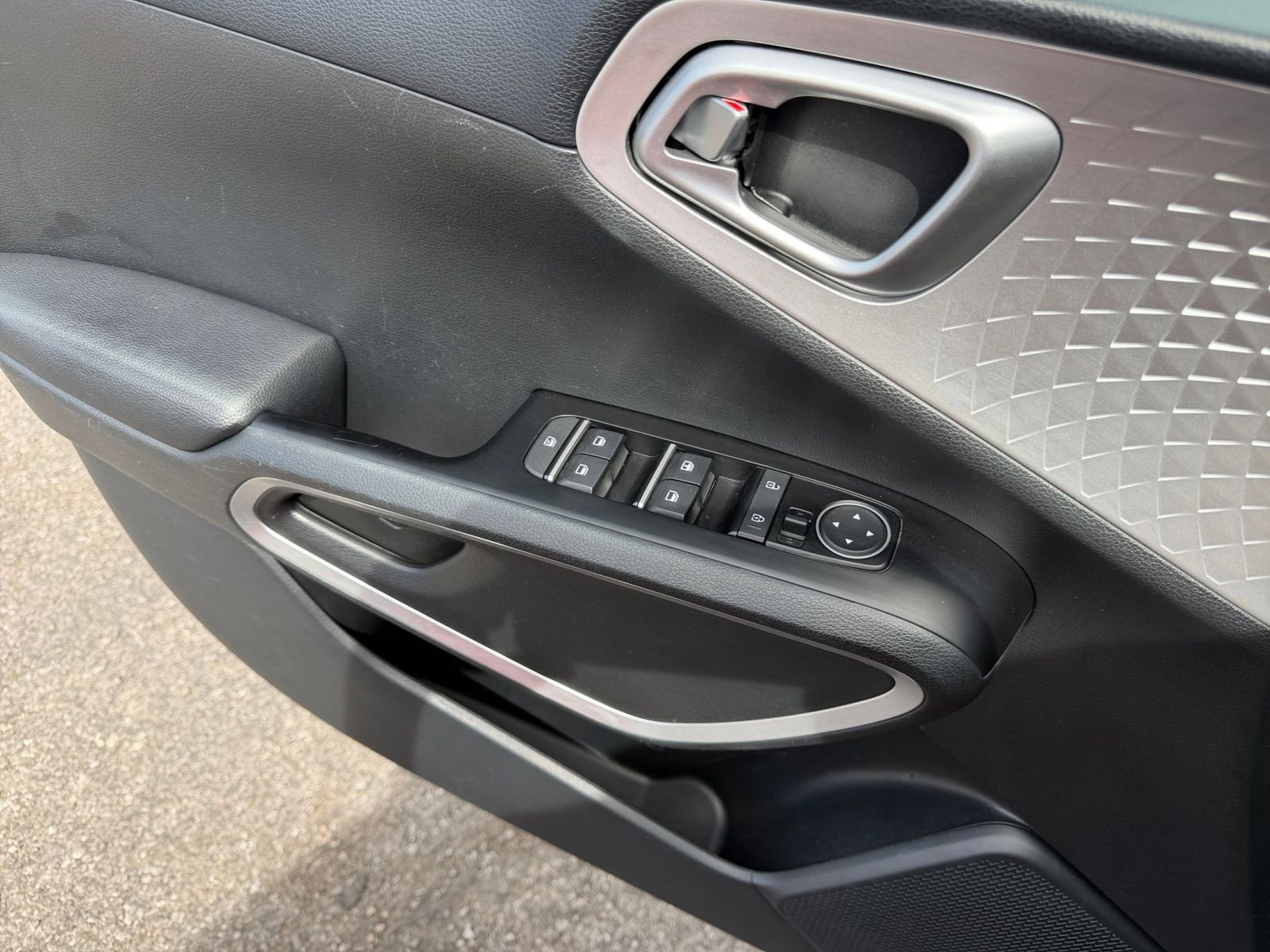 Thumbnail: 2025 Kia Soul - 18